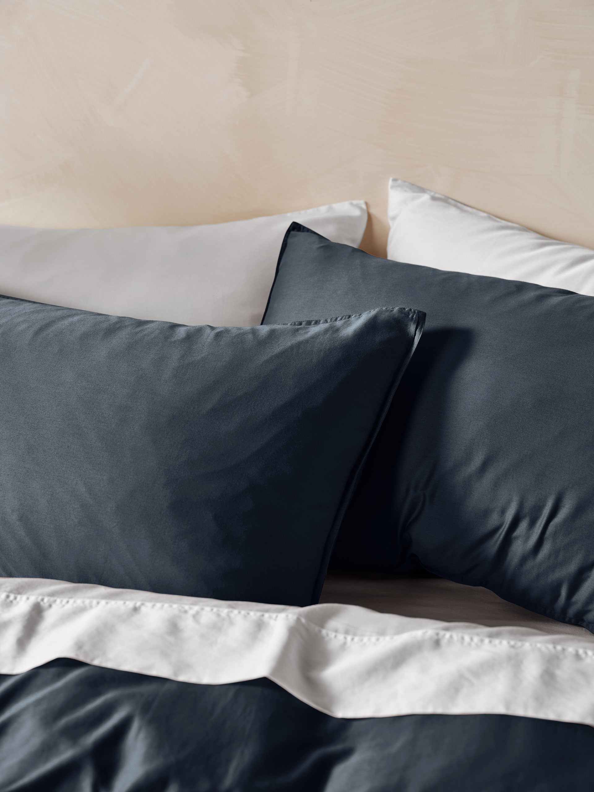 Surf Wash Midnight Quilt Cover Set