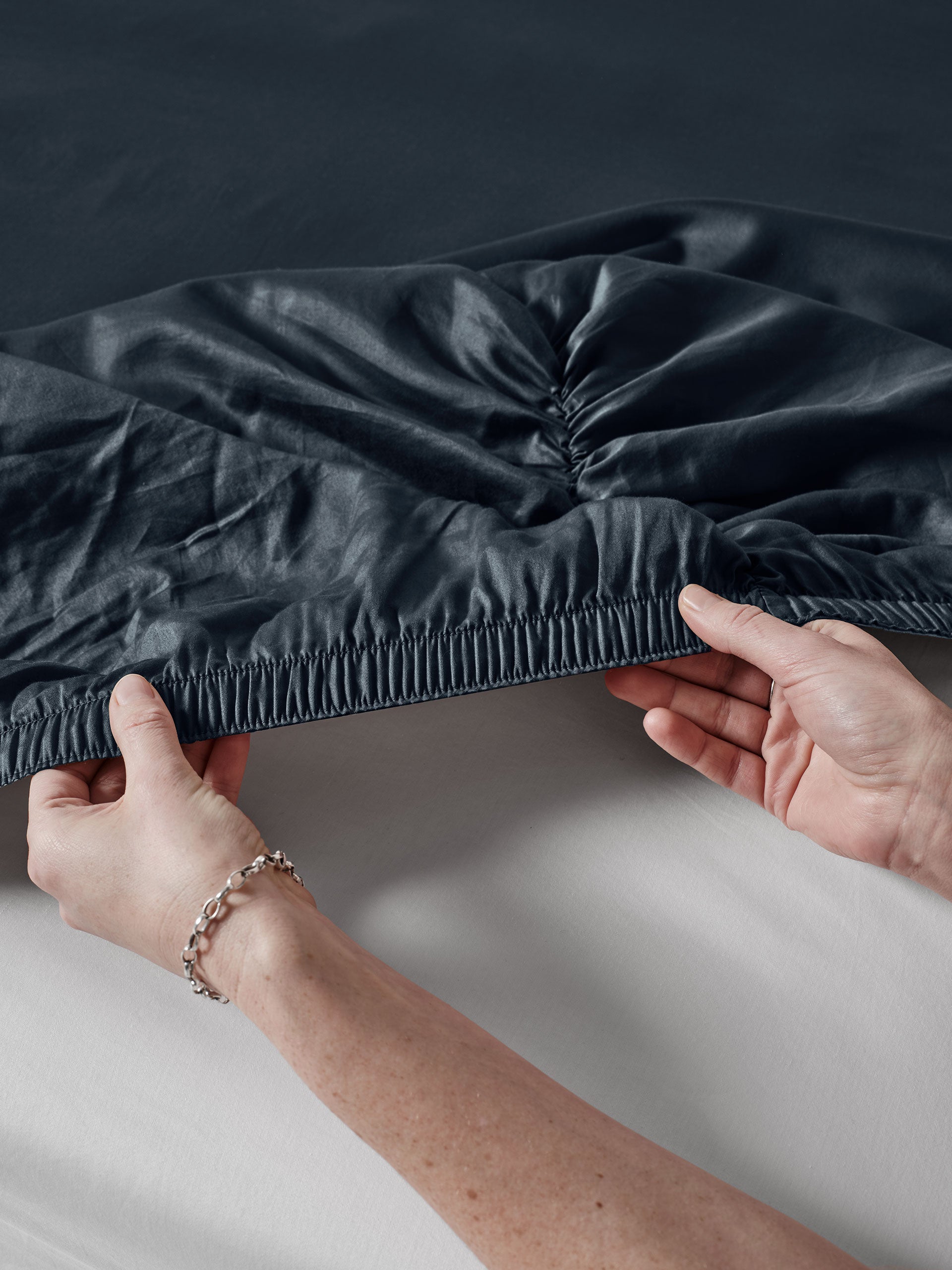 Surf Wash Midnight Sheet Set