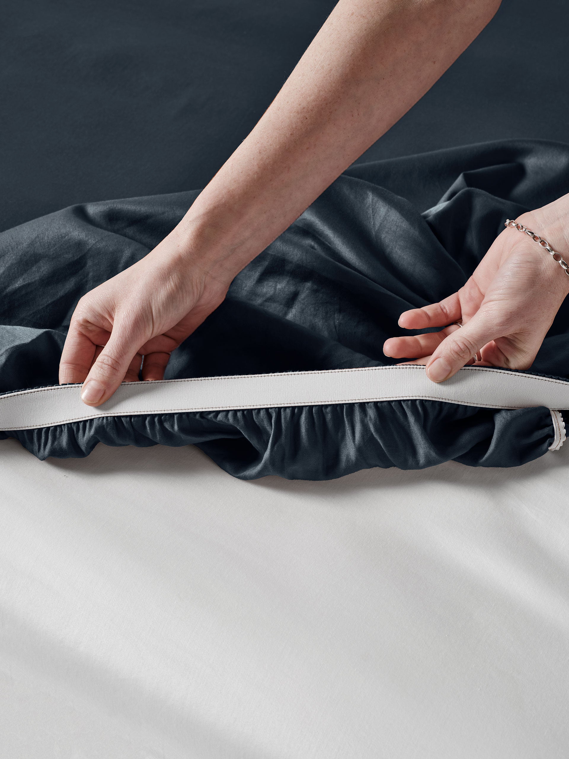 Surf Wash Midnight Sheet Set