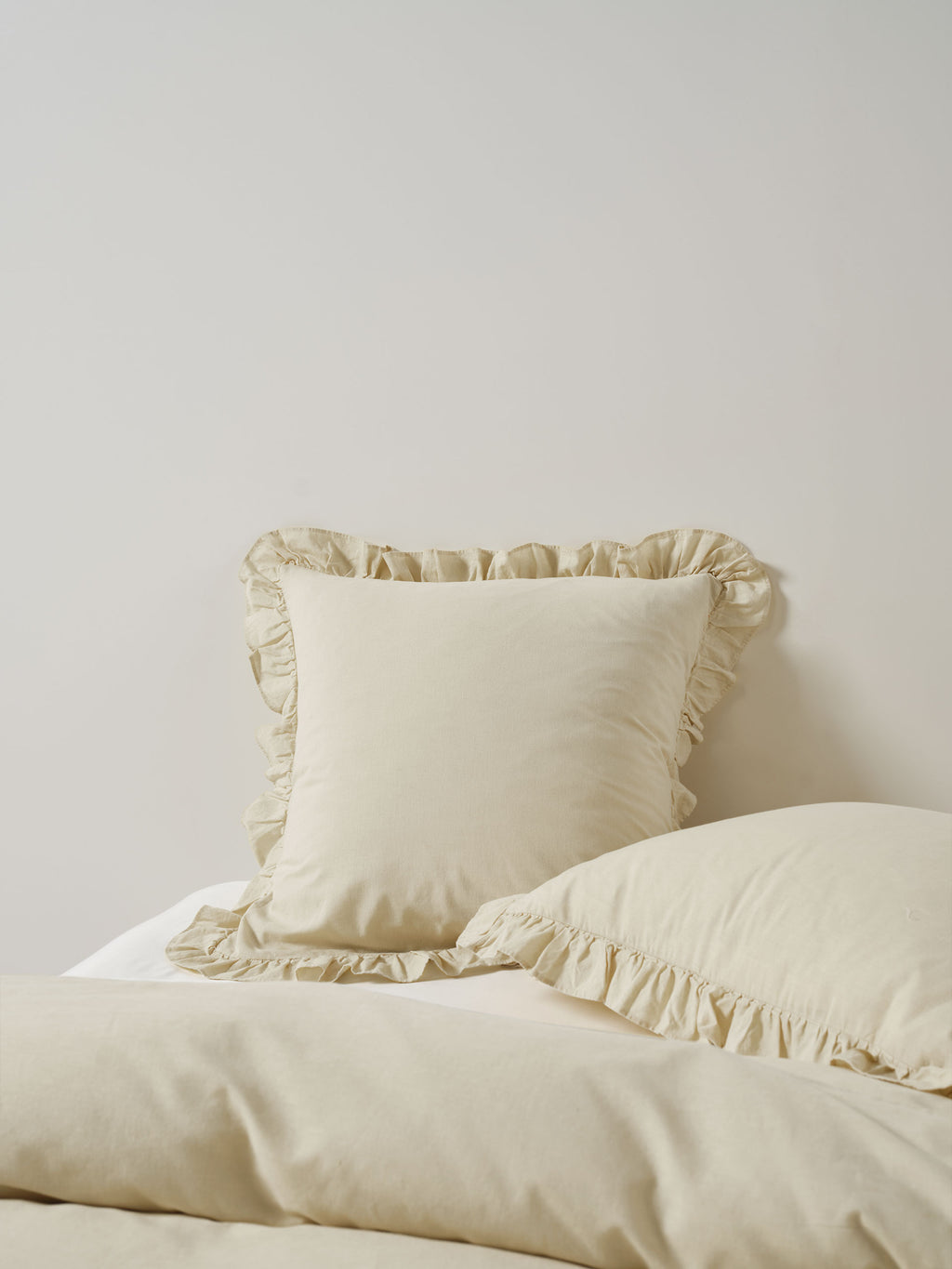 Vintage Ruffle Natural European Pillowcase