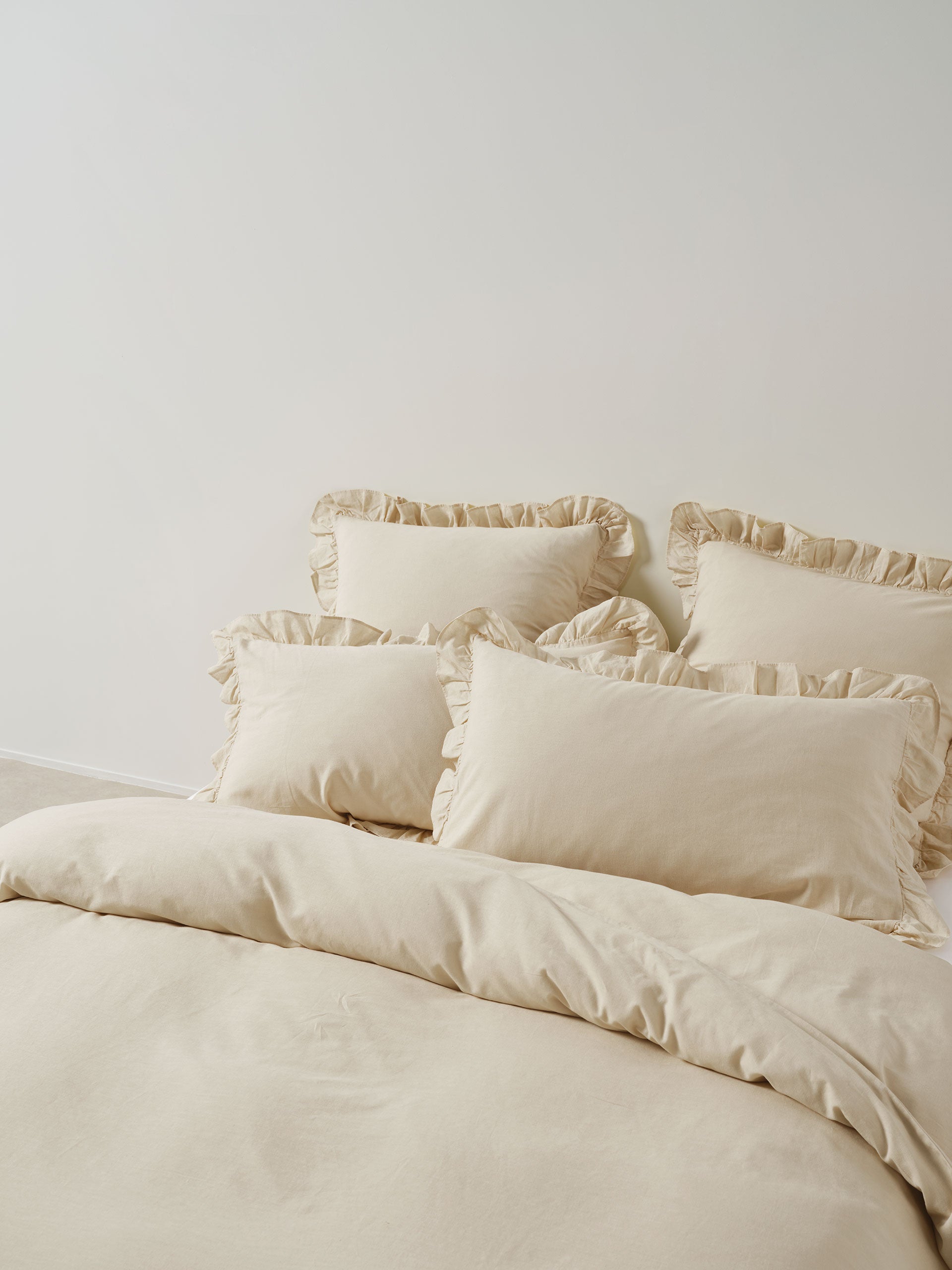 Vintage Ruffle Natural Quilt Cover Set