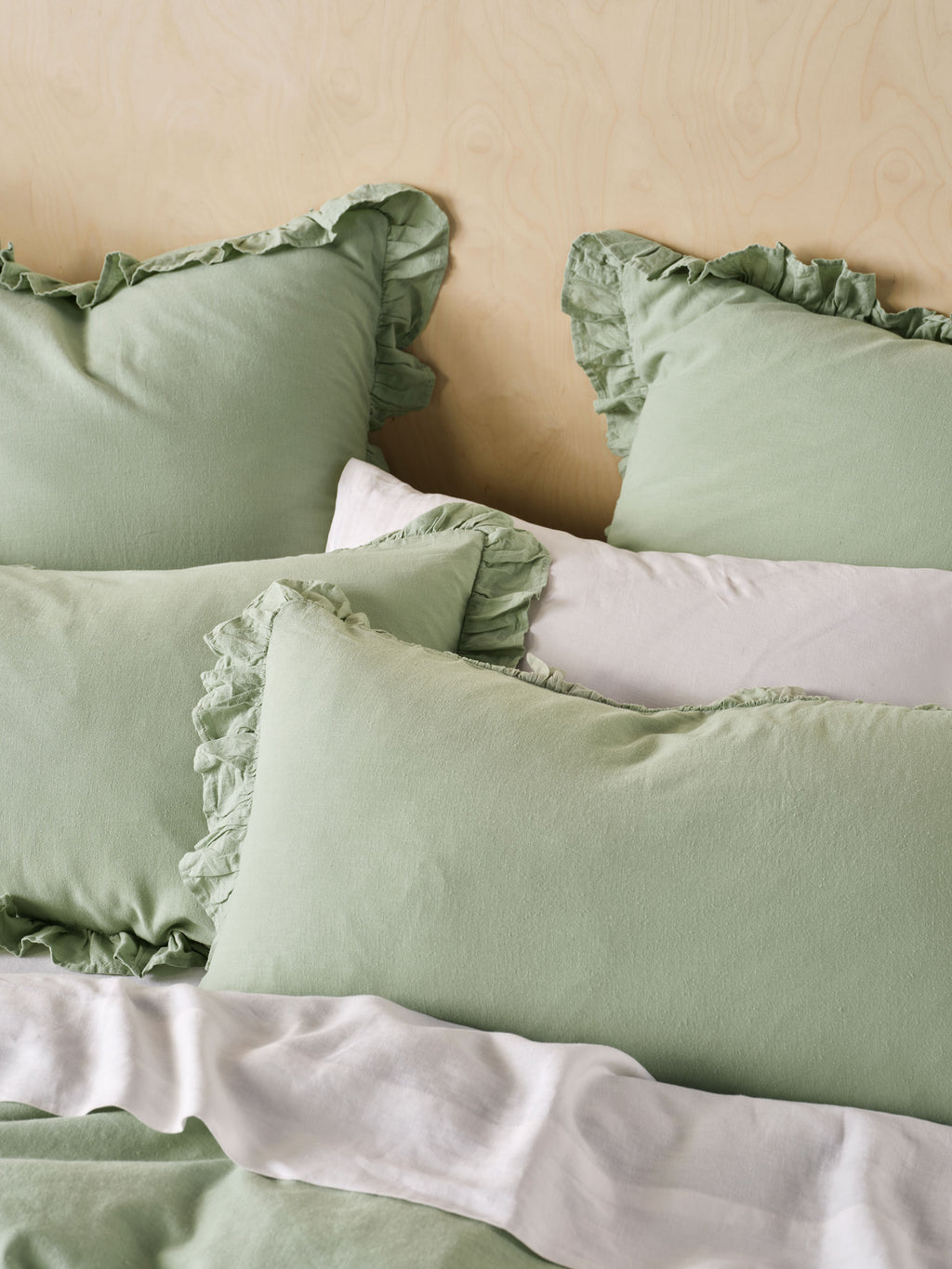Vintage Ruffle Seaglass Quilt Cover Set