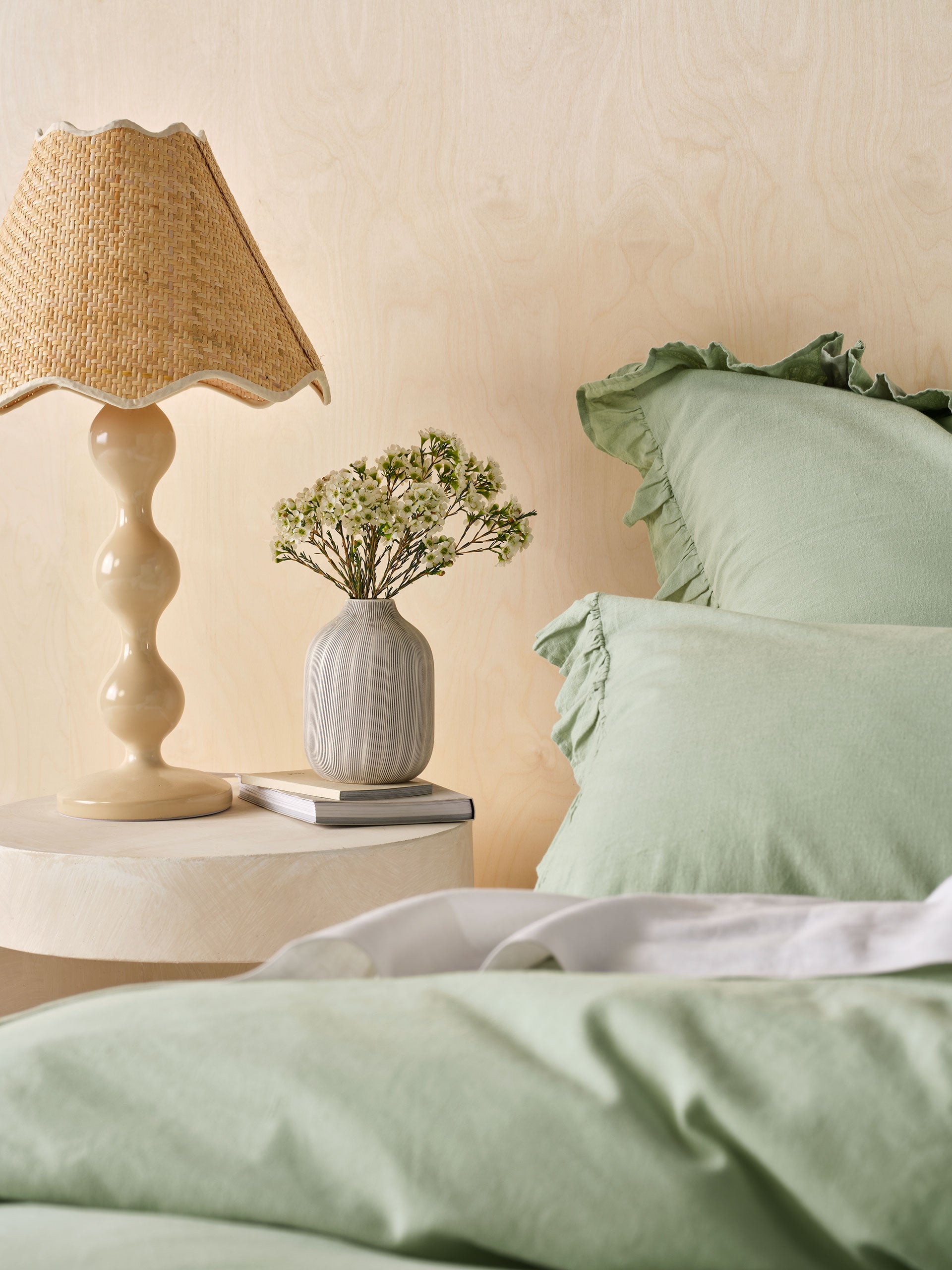 Vintage Ruffle Seaglass Quilt Cover Set
