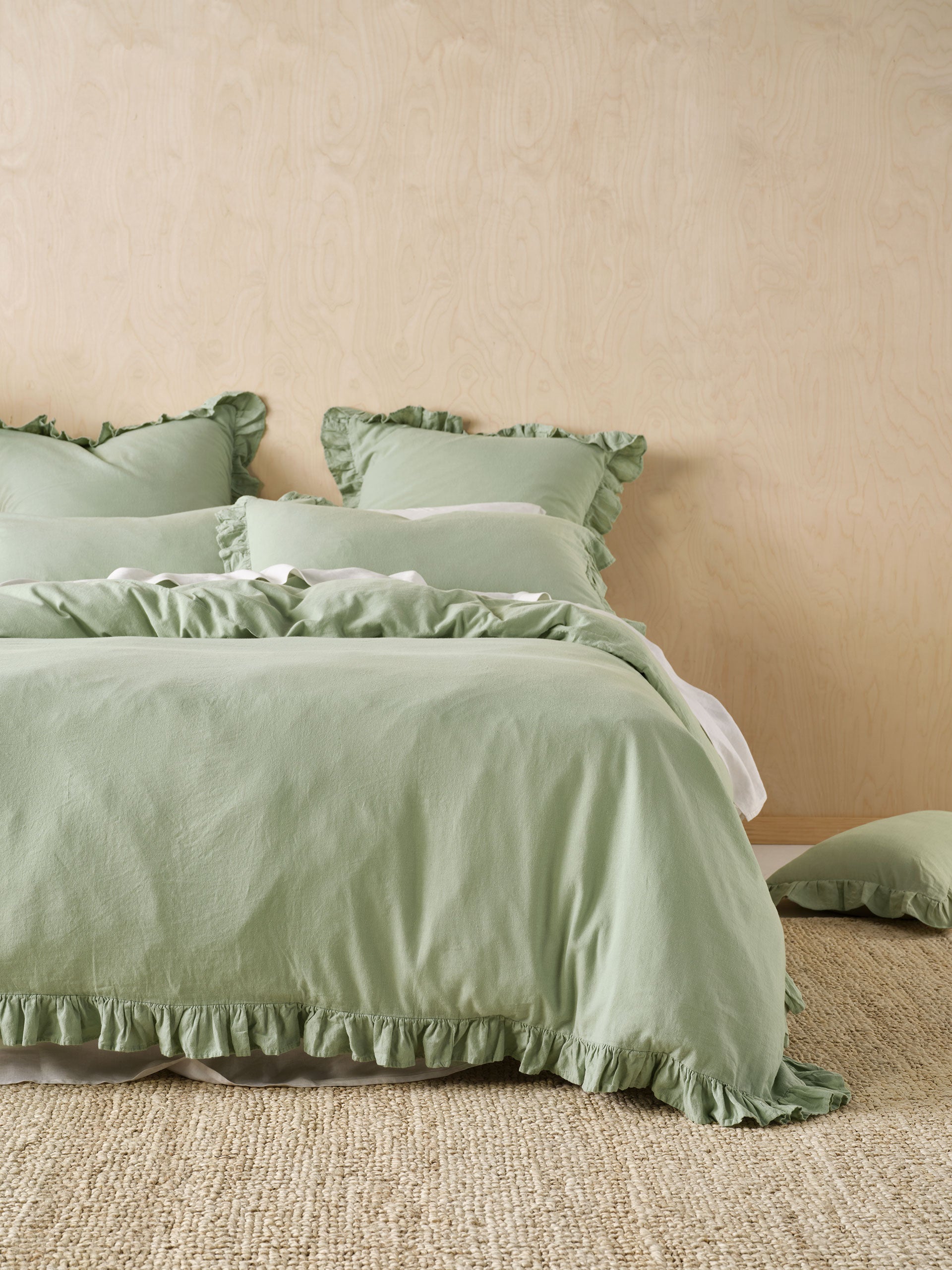 Vintage Ruffle Seaglass Quilt Cover Set