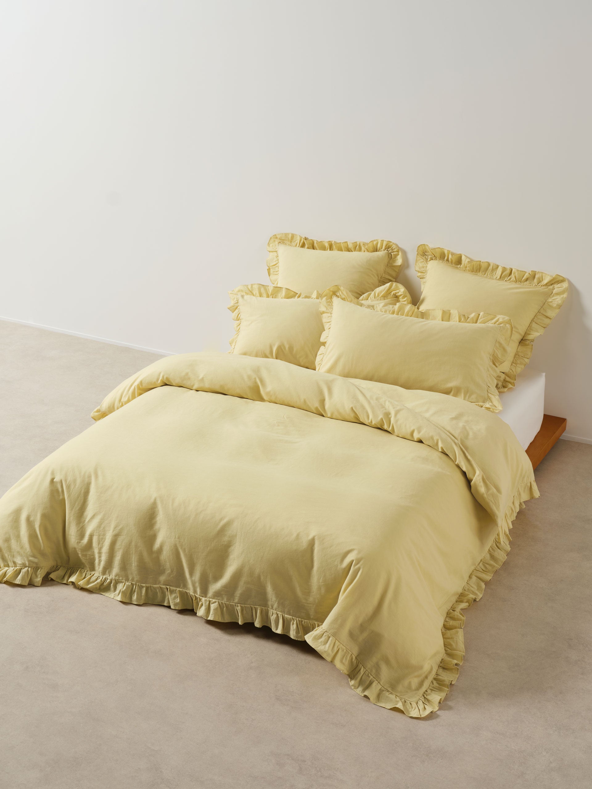 Vintage Ruffle Wheat Quilt Cover Set