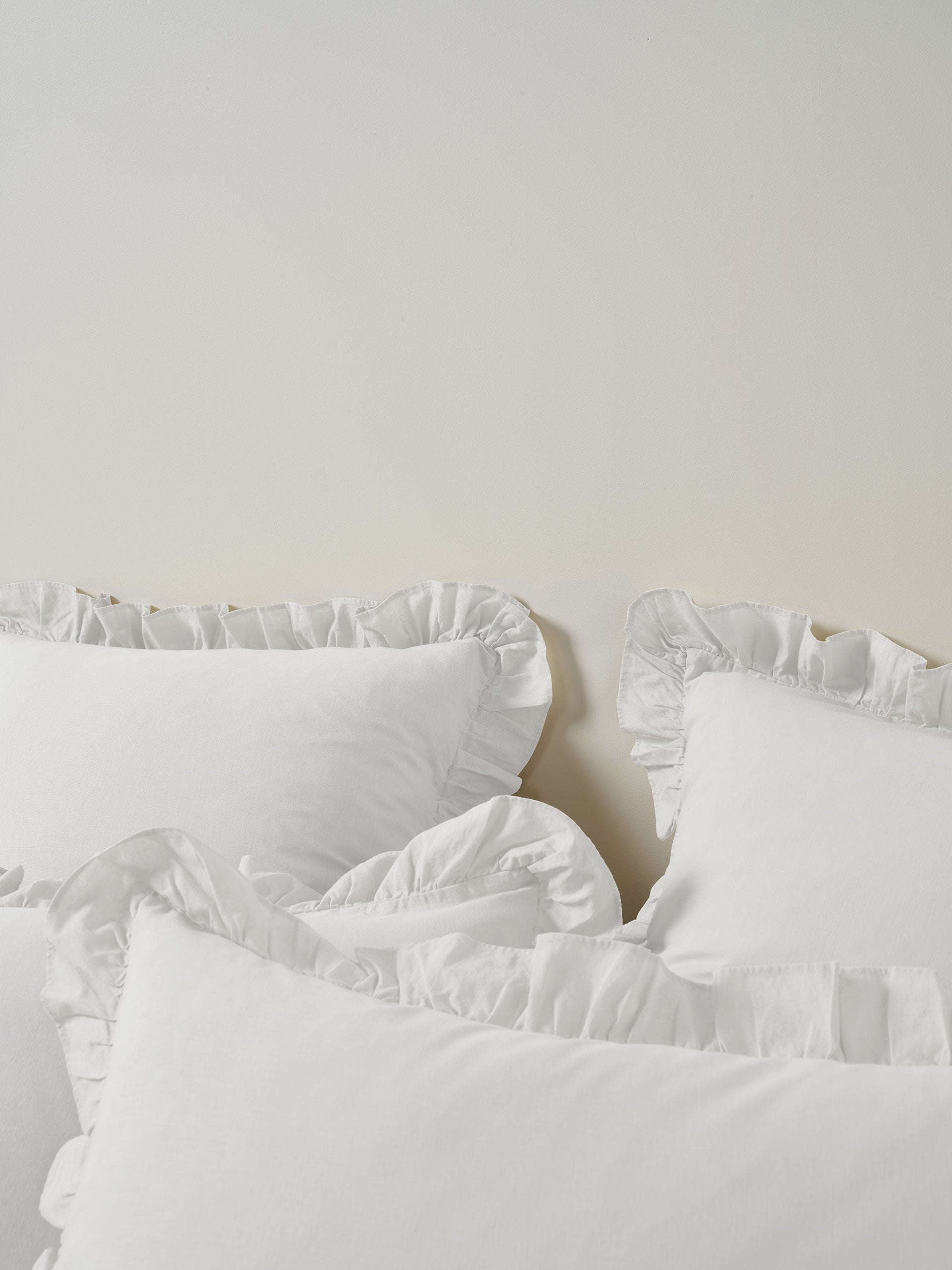 Vintage Ruffle White Quilt Cover Set