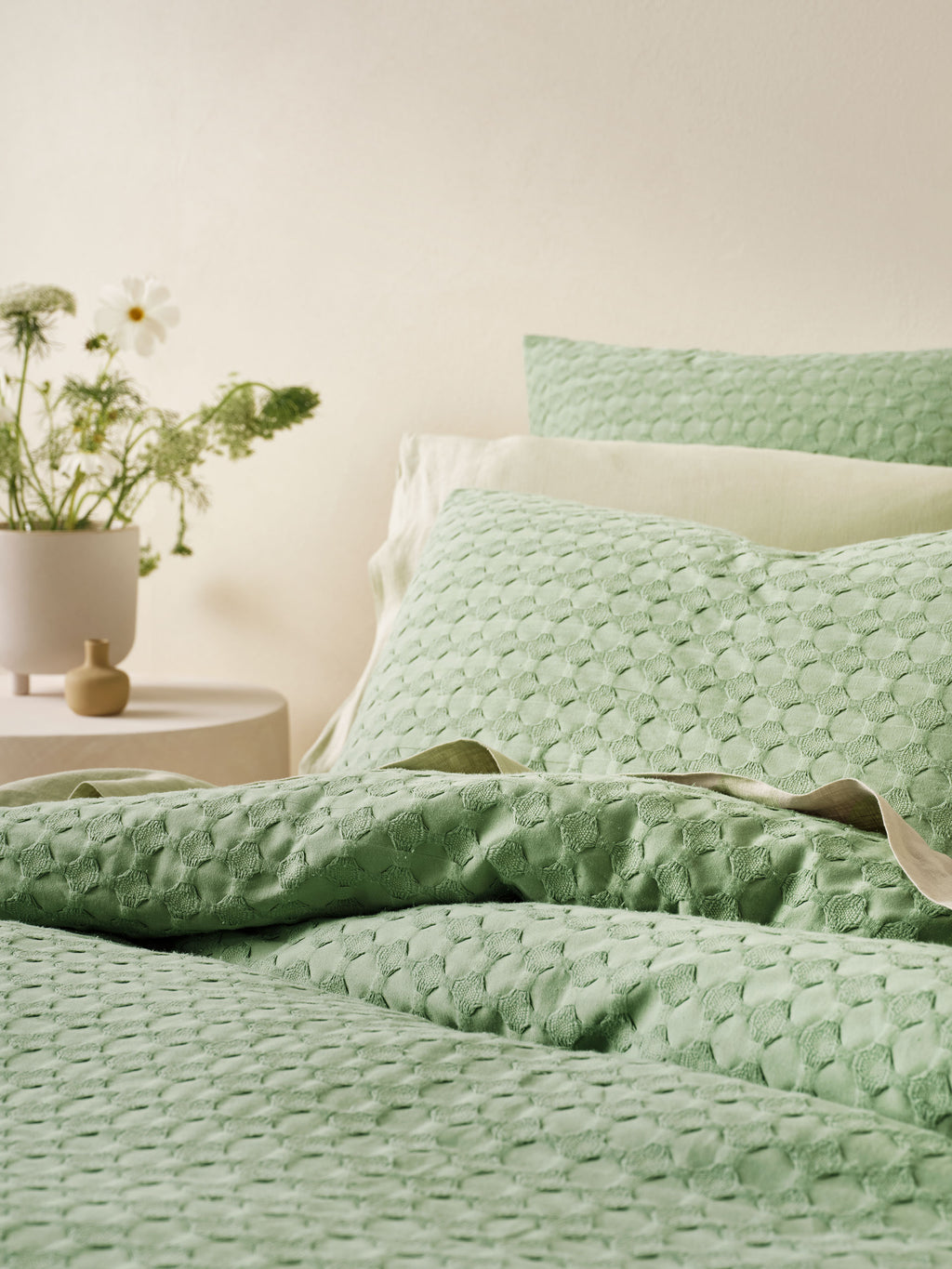 Vista Leaf Quilt Cover Set
