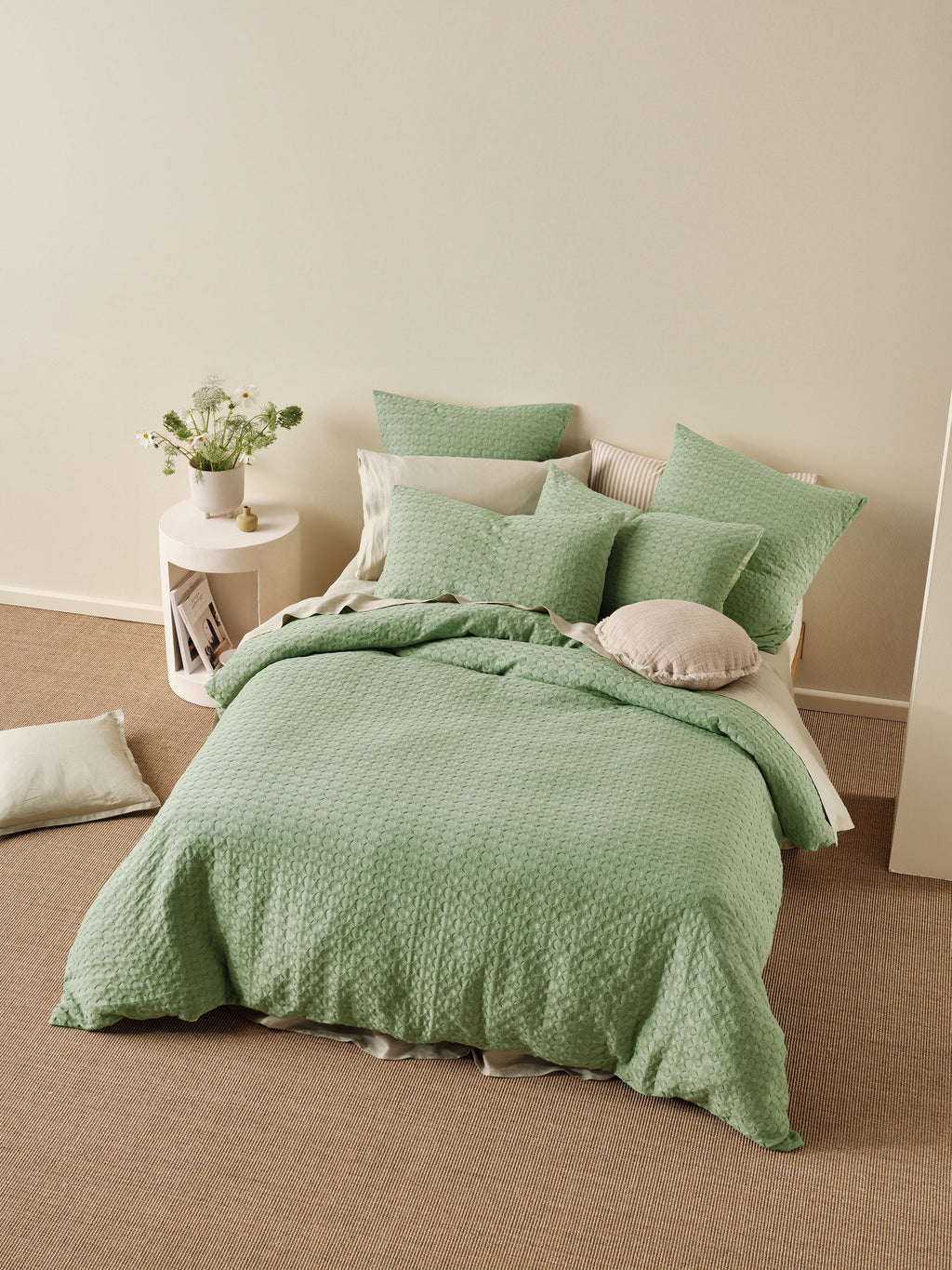 Vista Leaf Quilt Cover Set