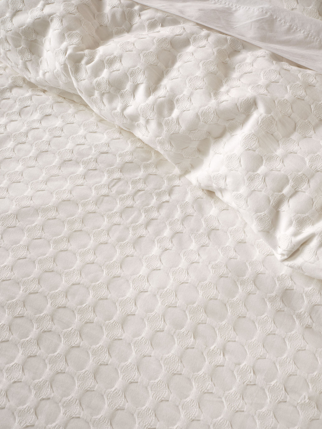 Vista White Quilt Cover Set