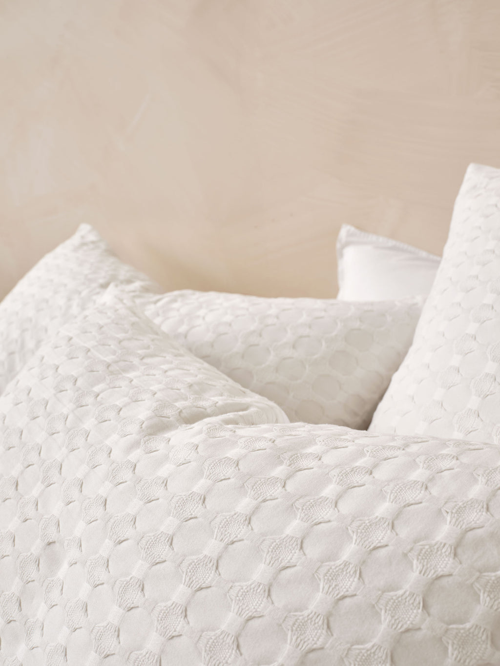 Vista White Quilt Cover Set