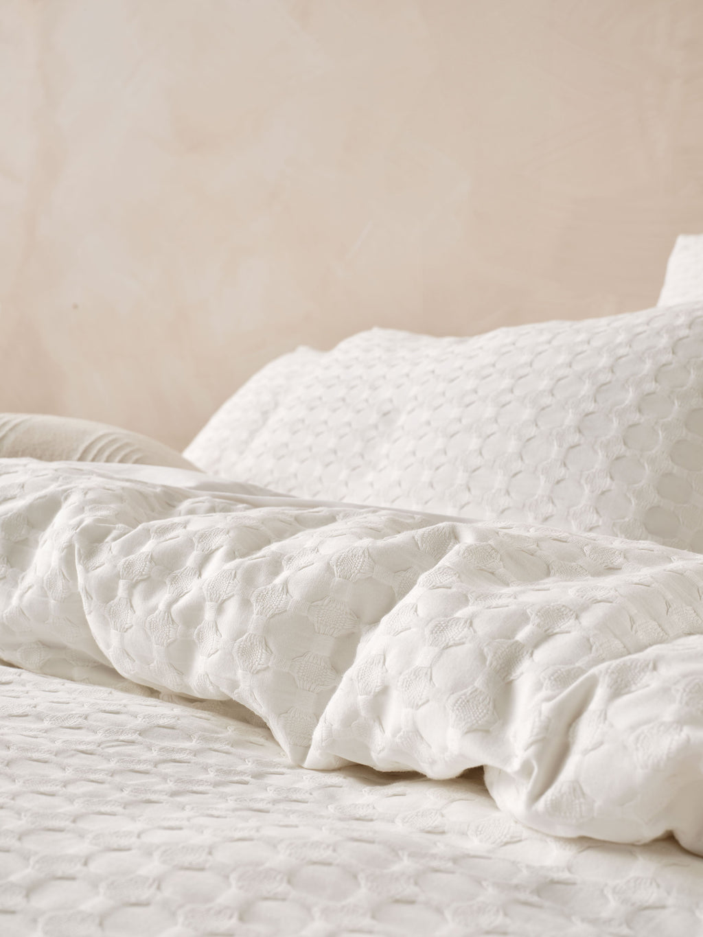 Vista White Quilt Cover Set