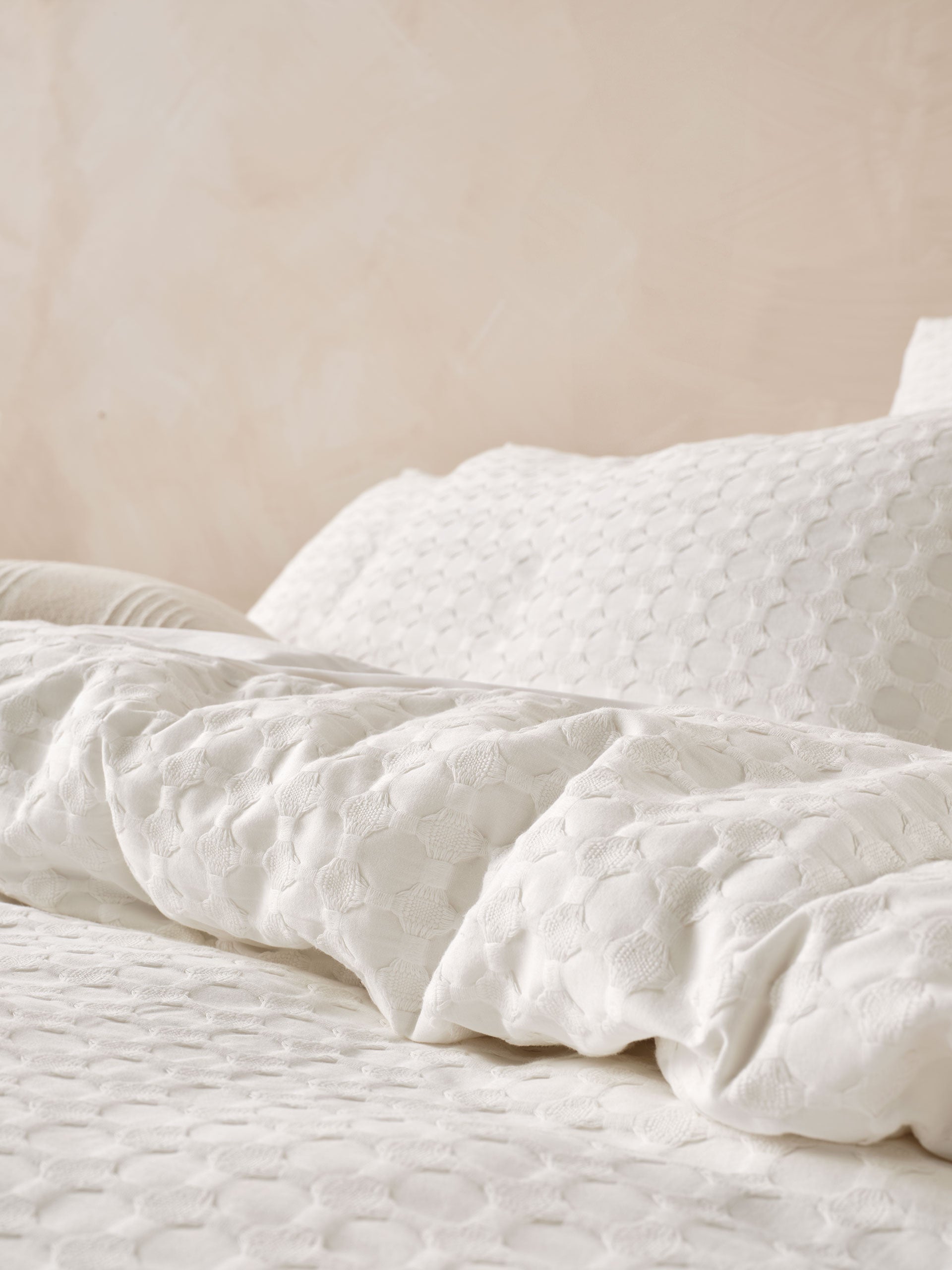 Vista White Quilt Cover Set