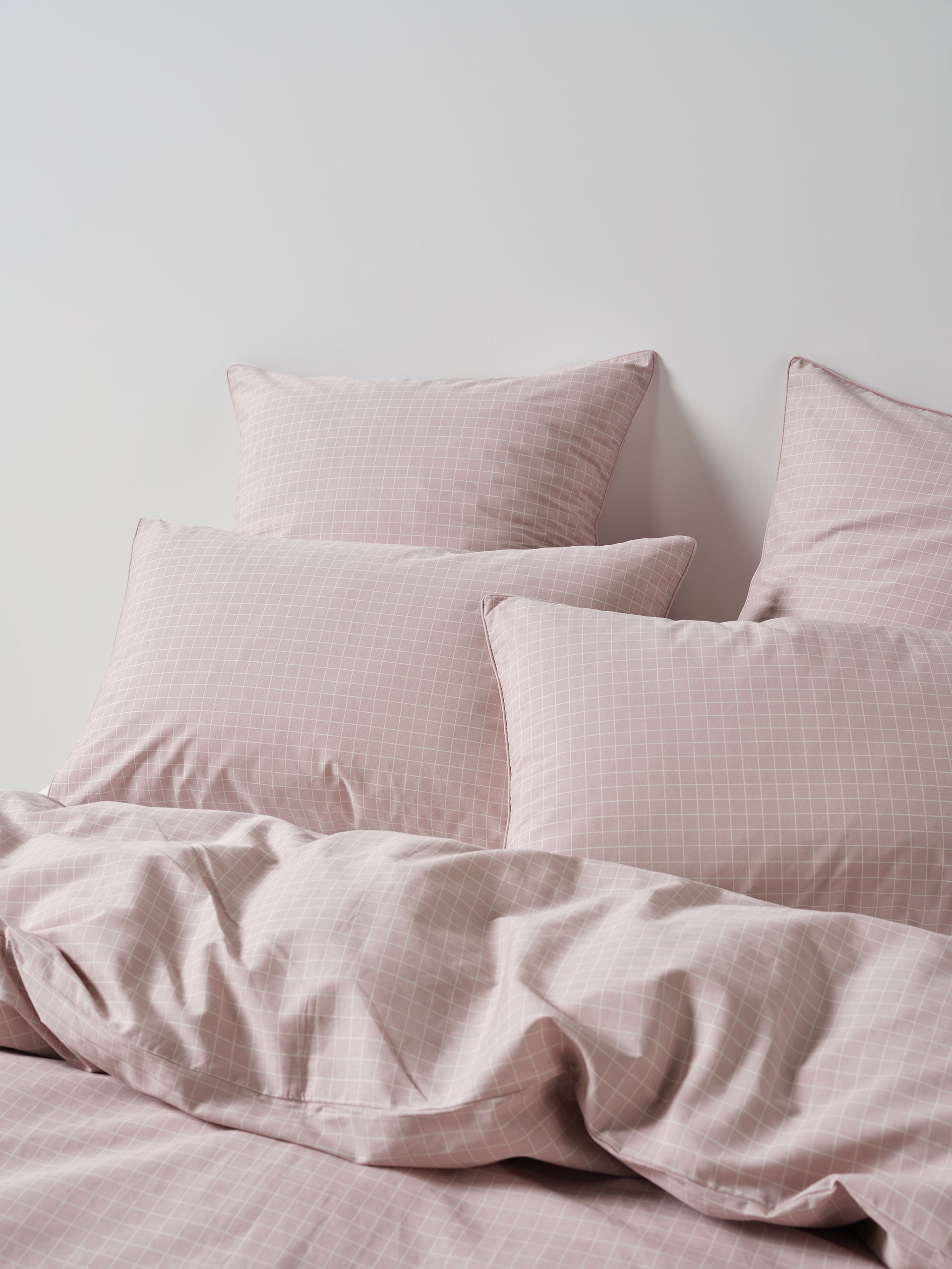 Volley Check Orchid European Pillowcase