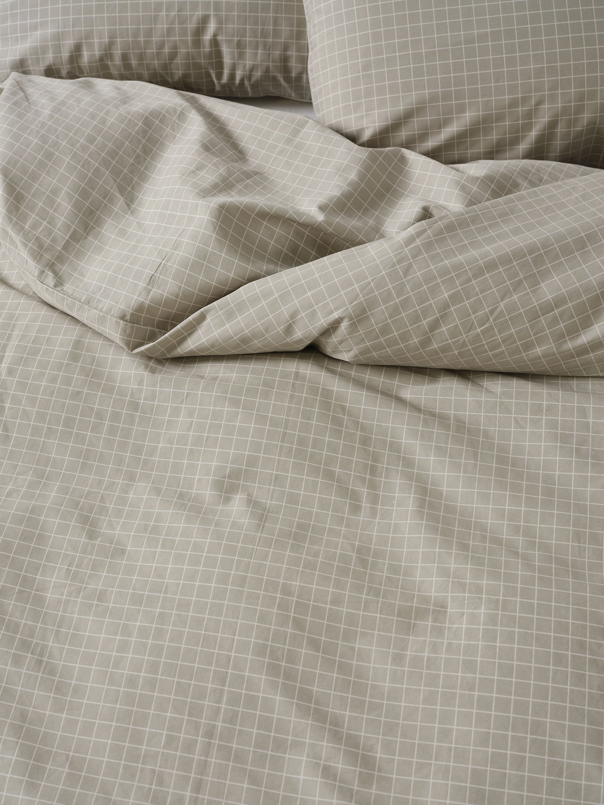 Volley Check Pebble Quilt Cover Set