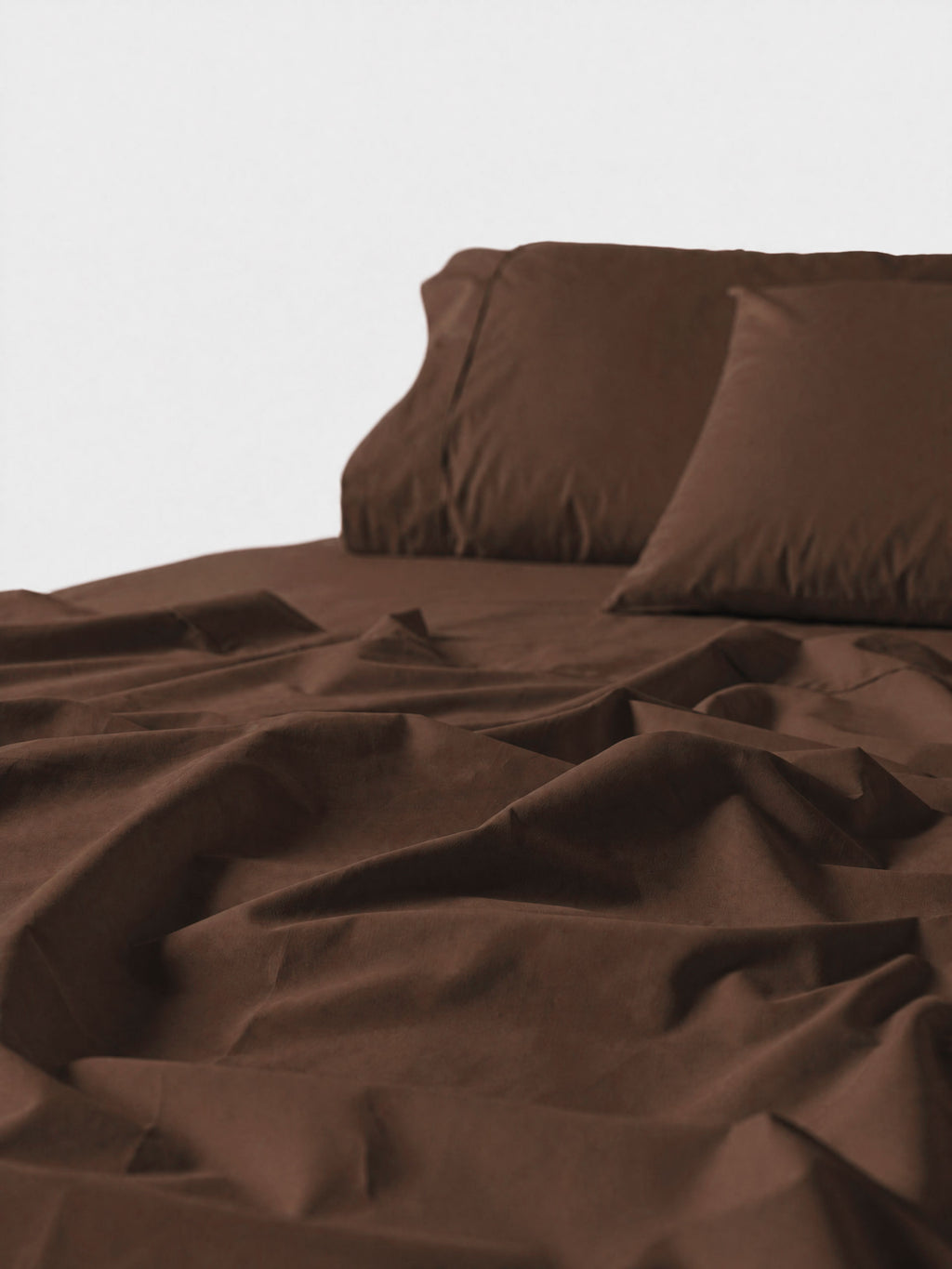 Winton Chocolate Standard Pillowcase Pair