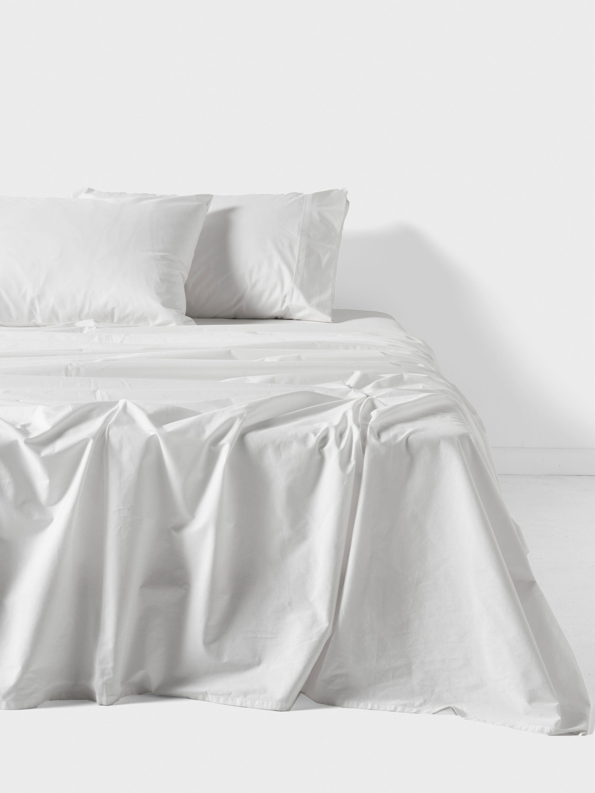 Winton White Sheet Set