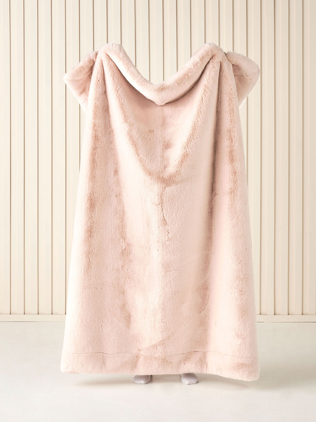 Donna Petal Throw