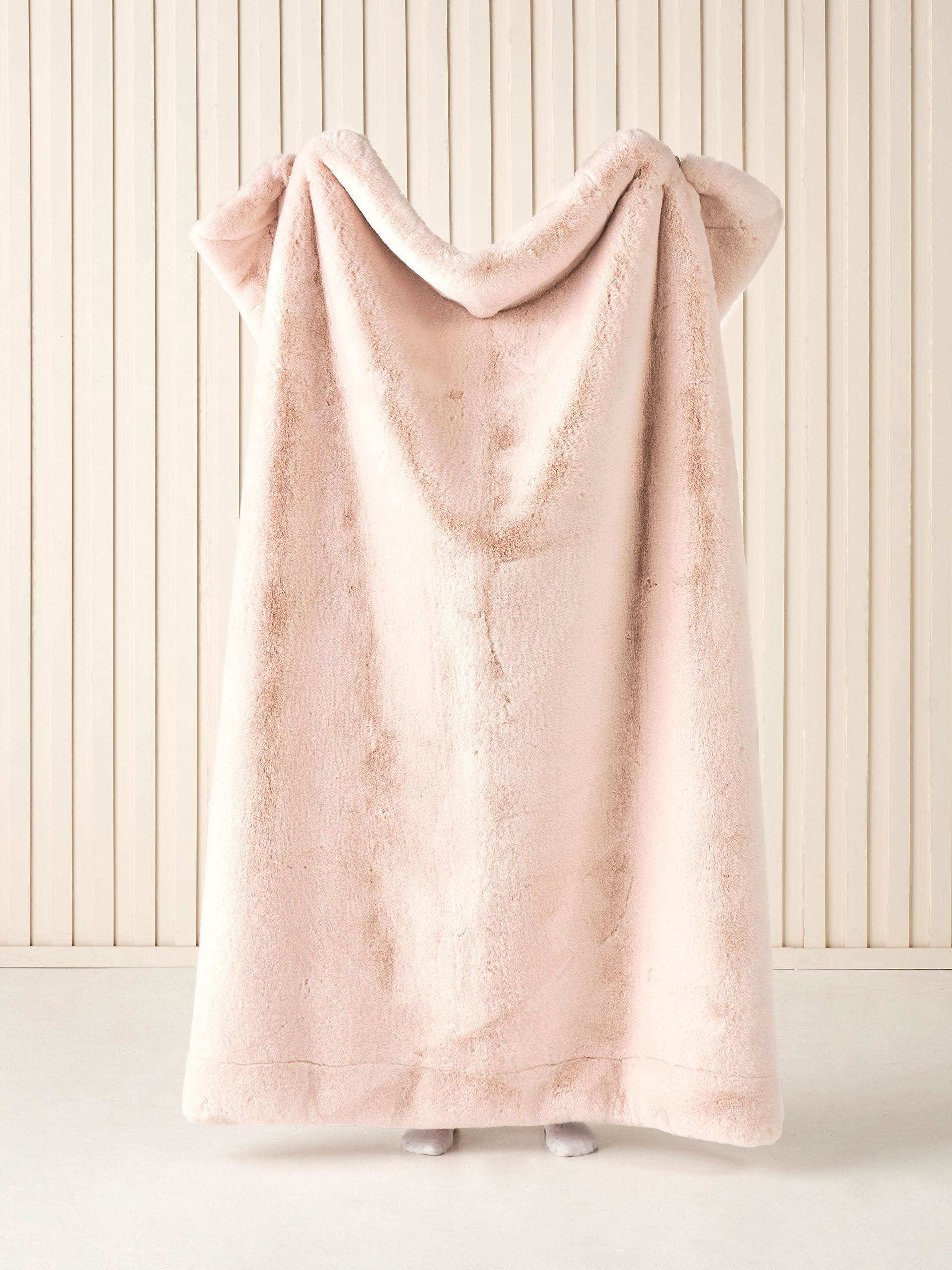 Donna Petal Throw