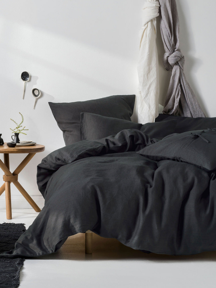 Nimes Magnet Standard Pillowcase