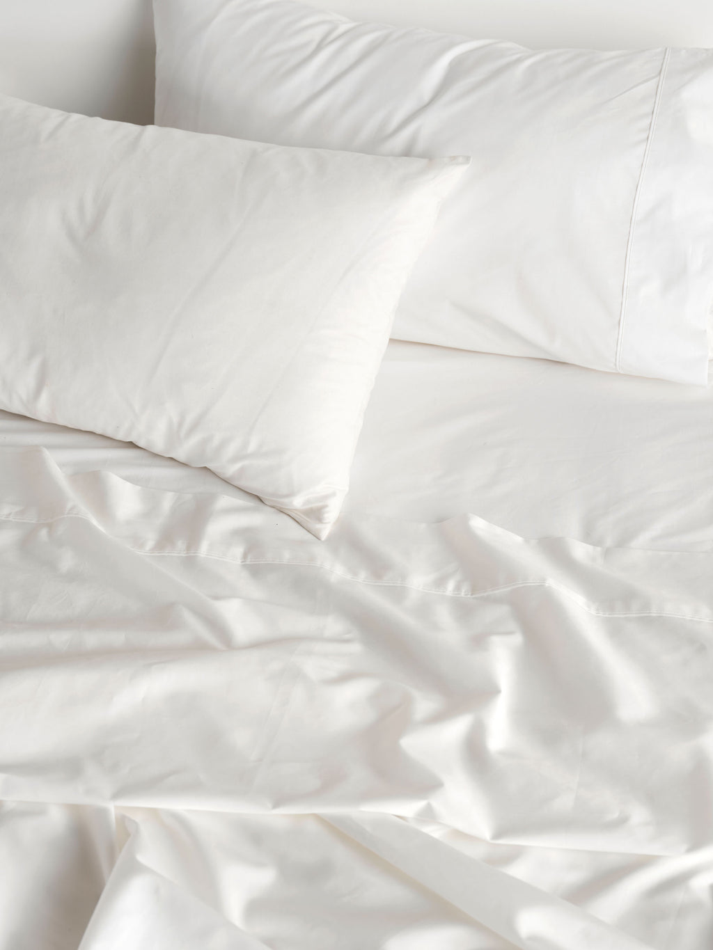 Vienna White Standard Pillowcase