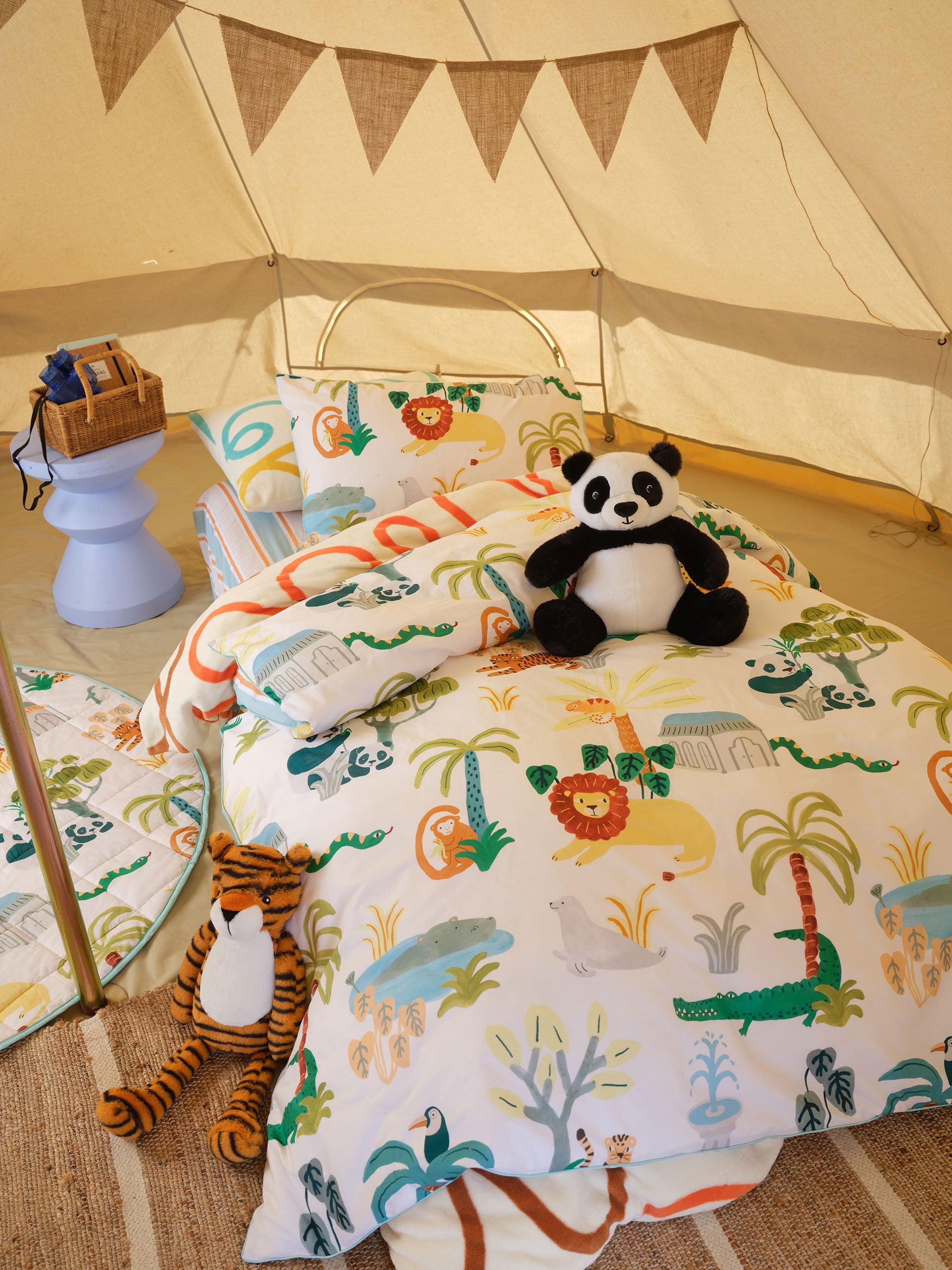 Creatures Great and Small Quilt Cover Set
