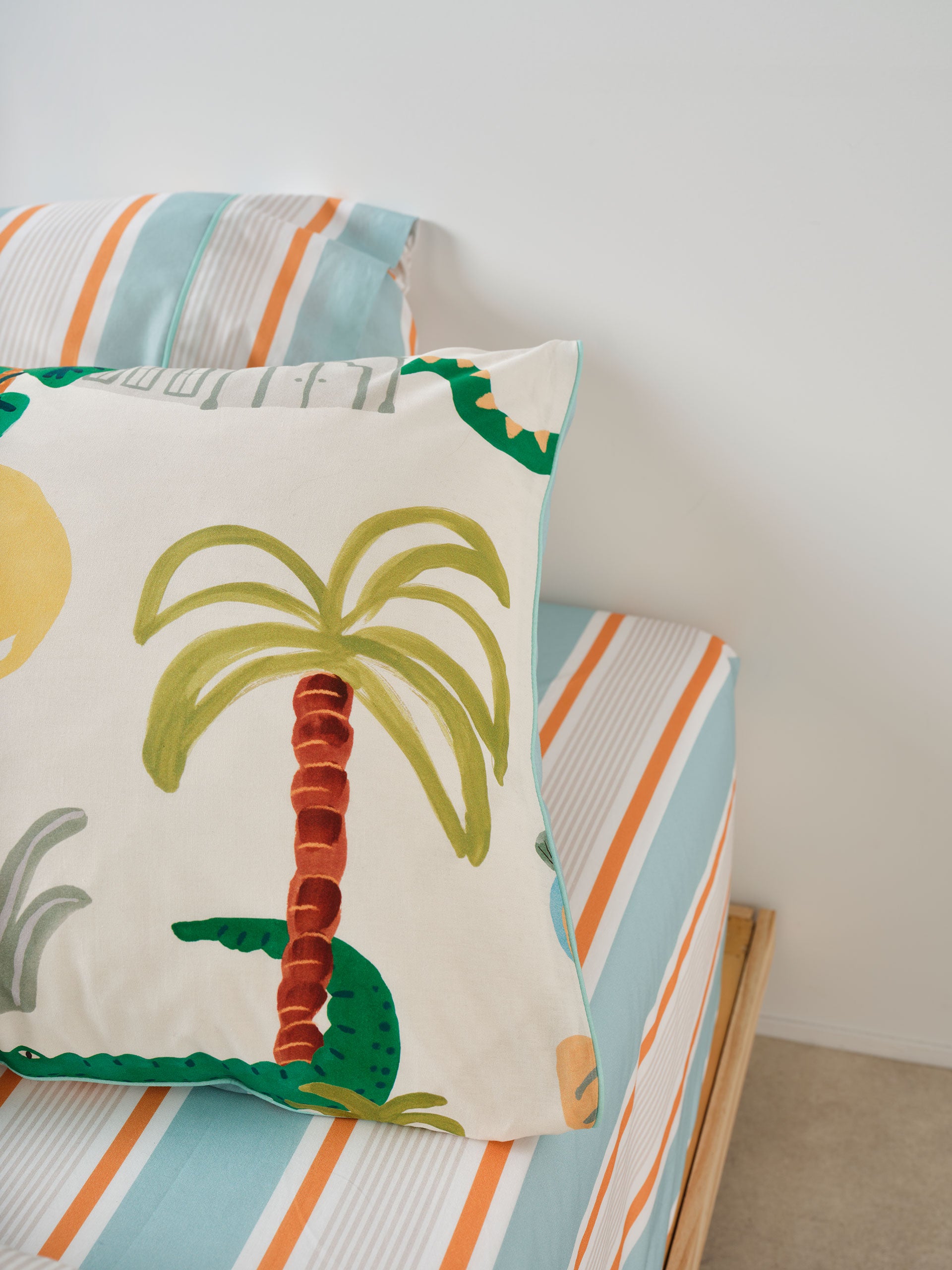 Creatures Great and Small Quilt Cover Set