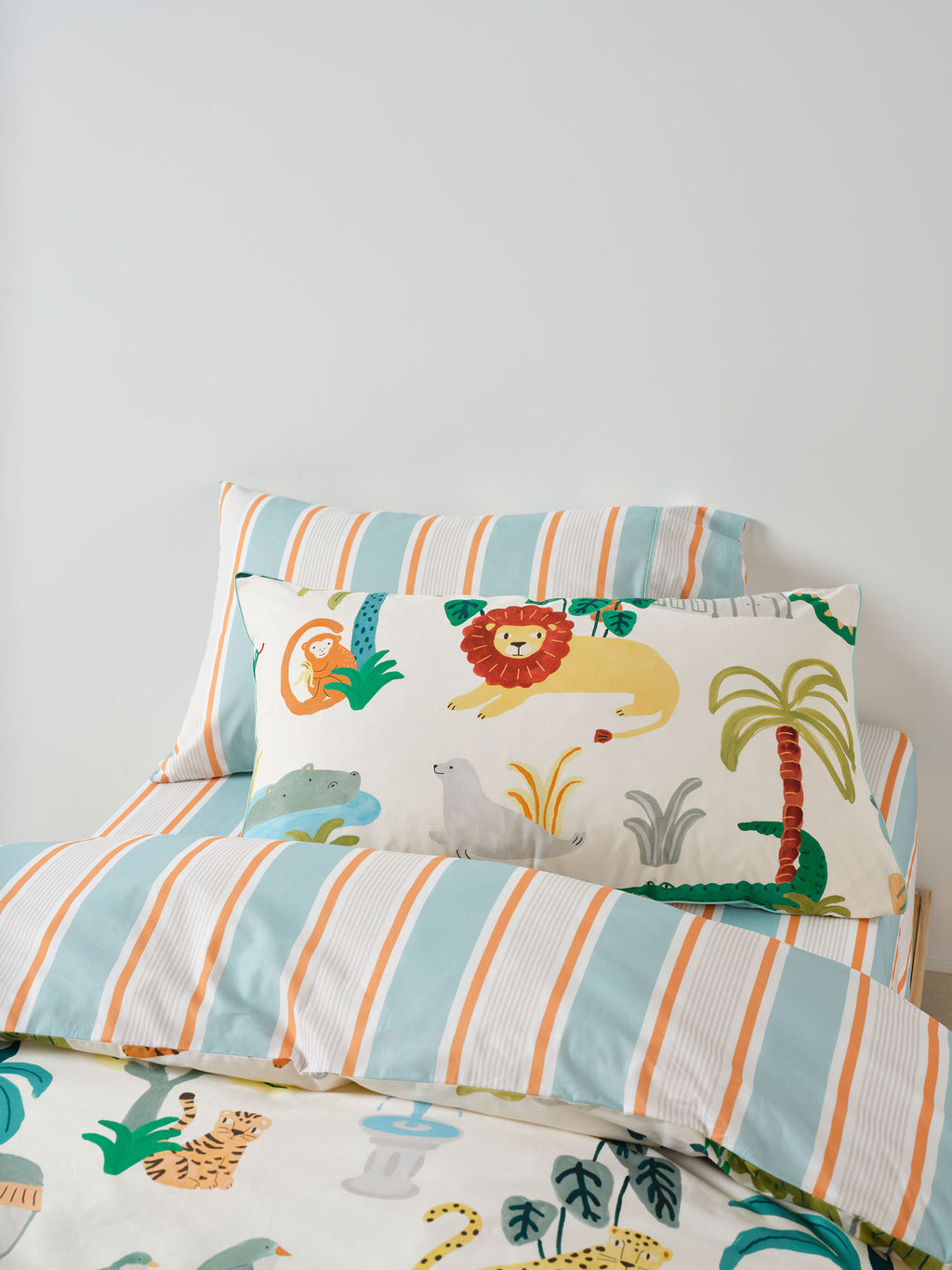 Creatures Great and Small Quilt Cover Set