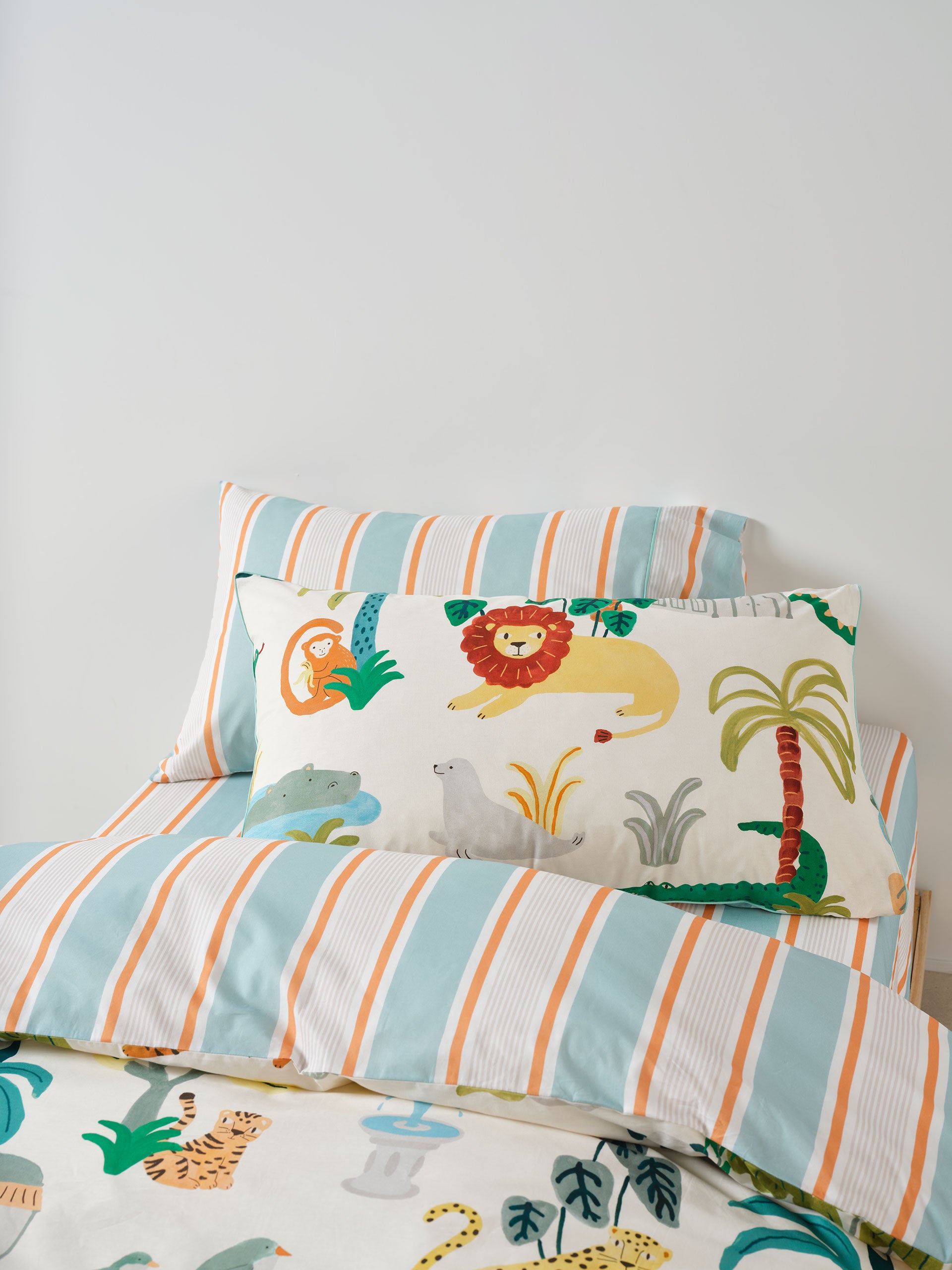 Creatures Great and Small Quilt Cover Set