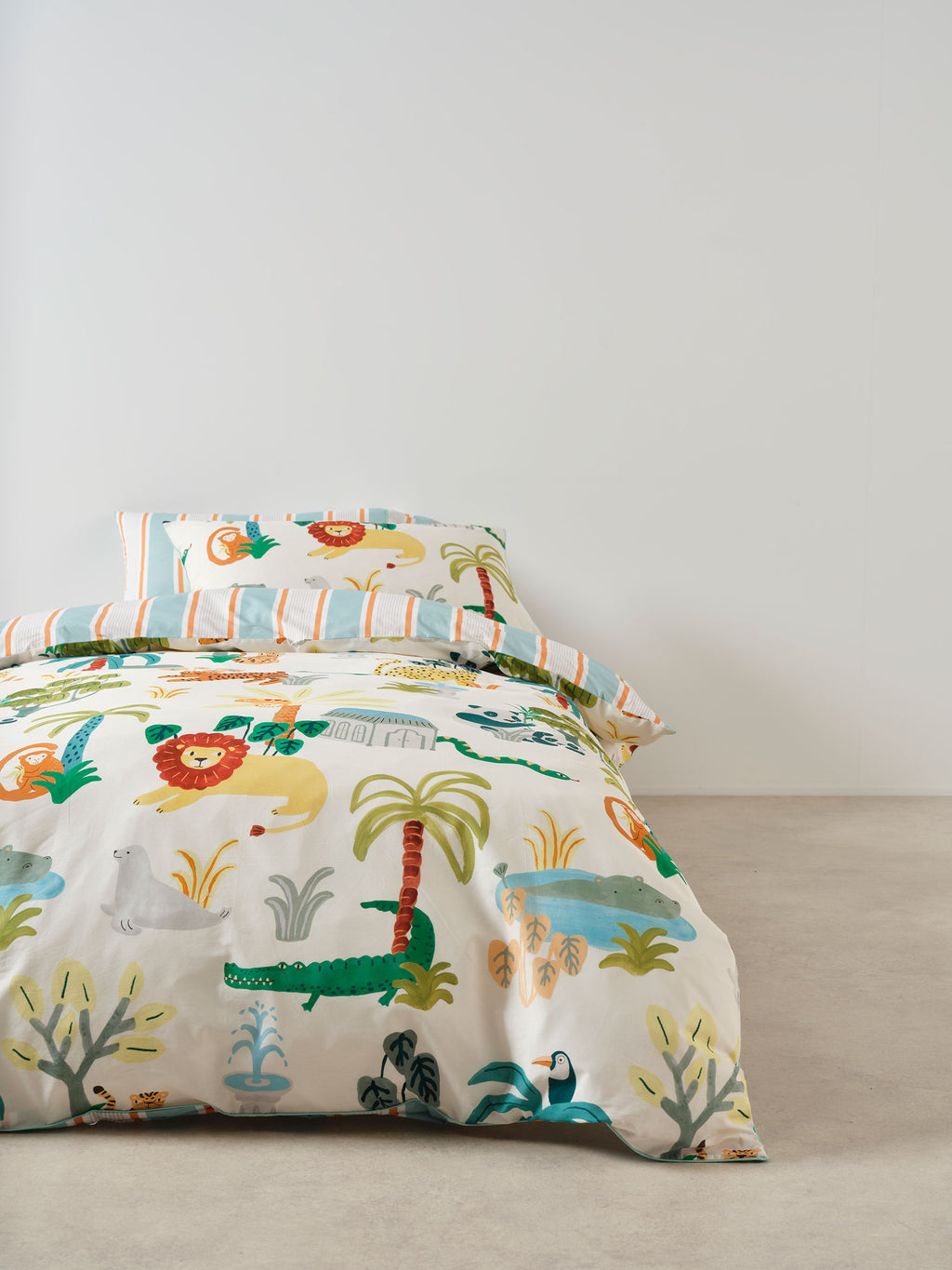 Creatures Great and Small Quilt Cover Set