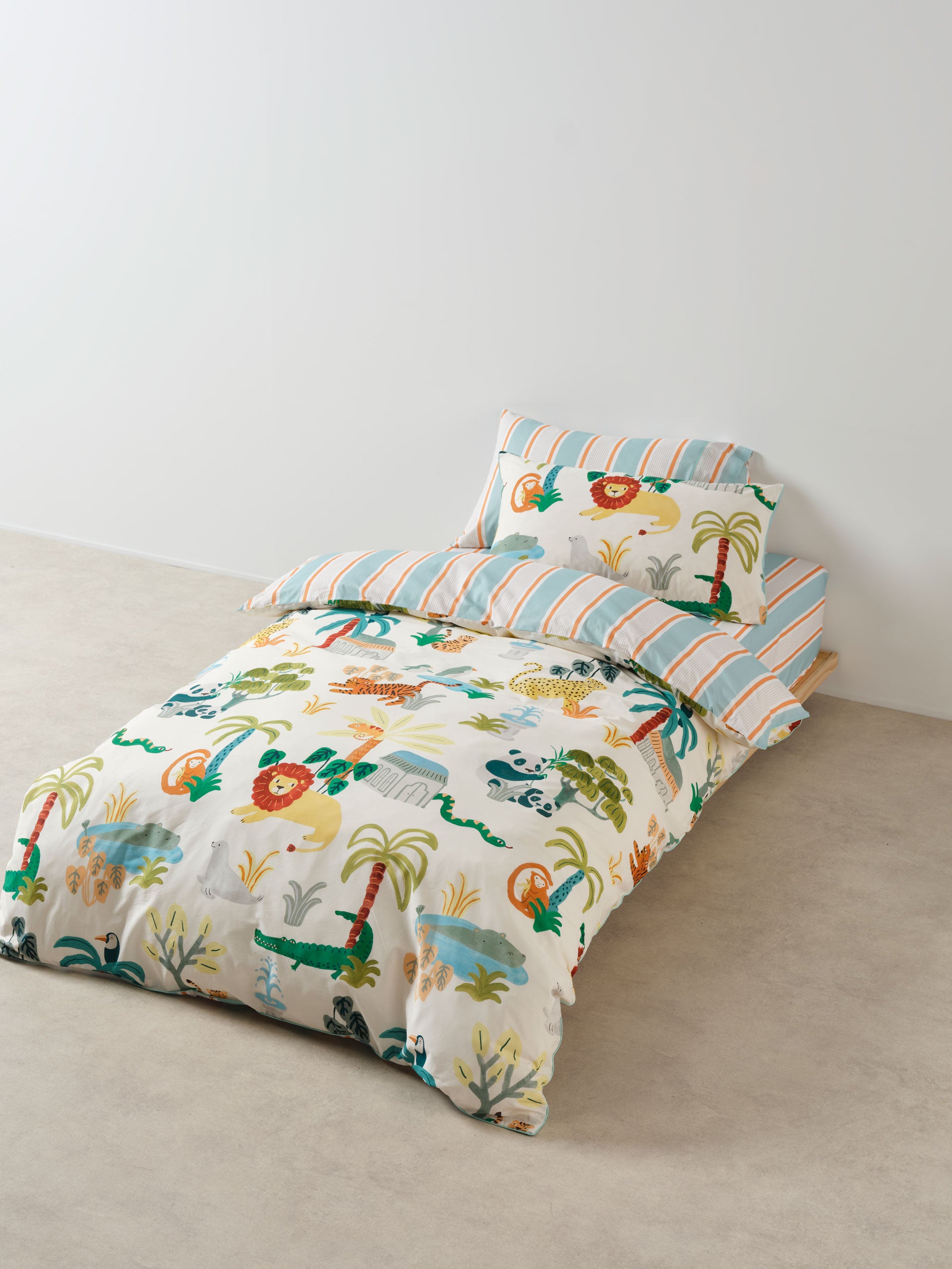 Creatures Great and Small Quilt Cover Set