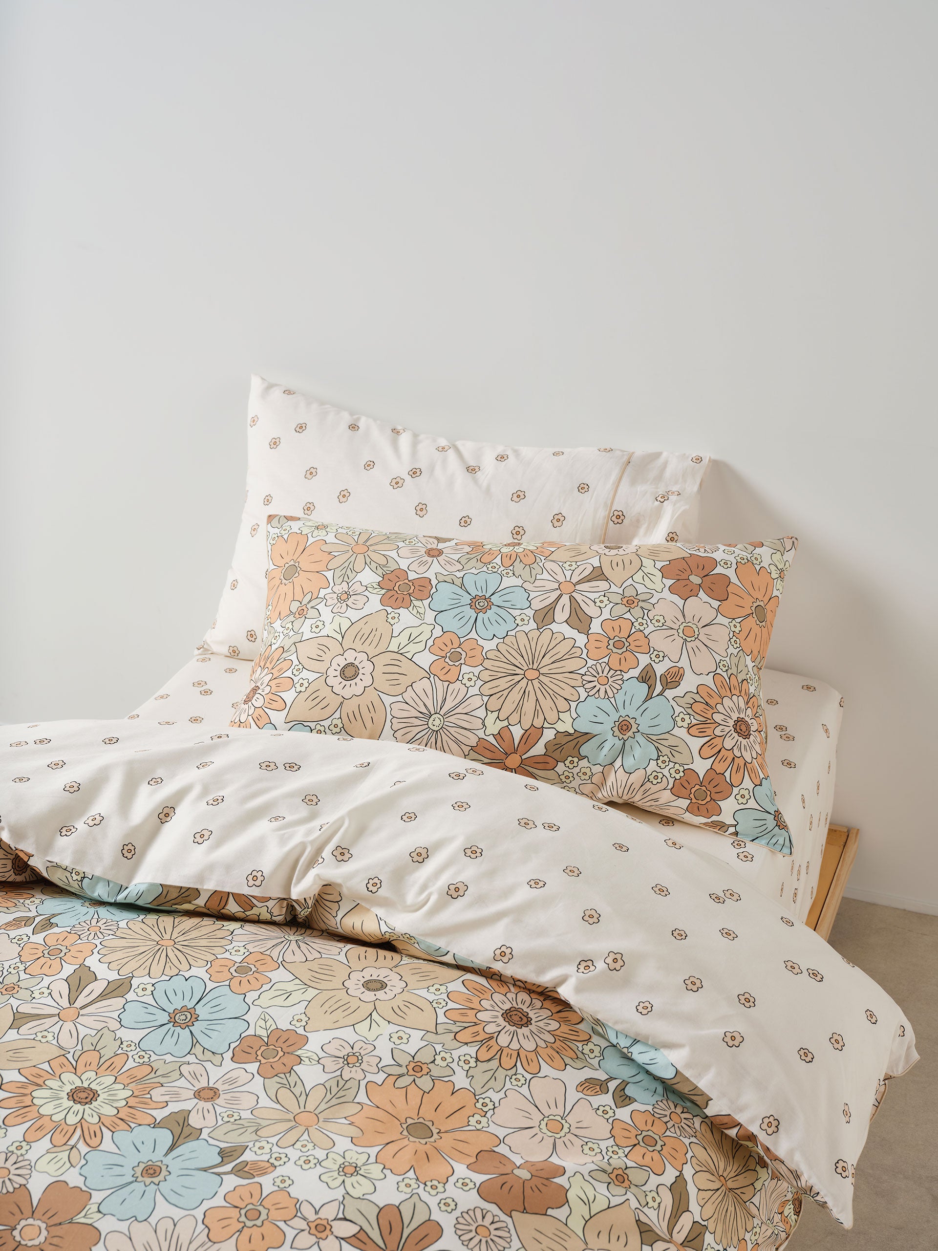 Flower Garden Fitted Sheet + Pillowcase Set