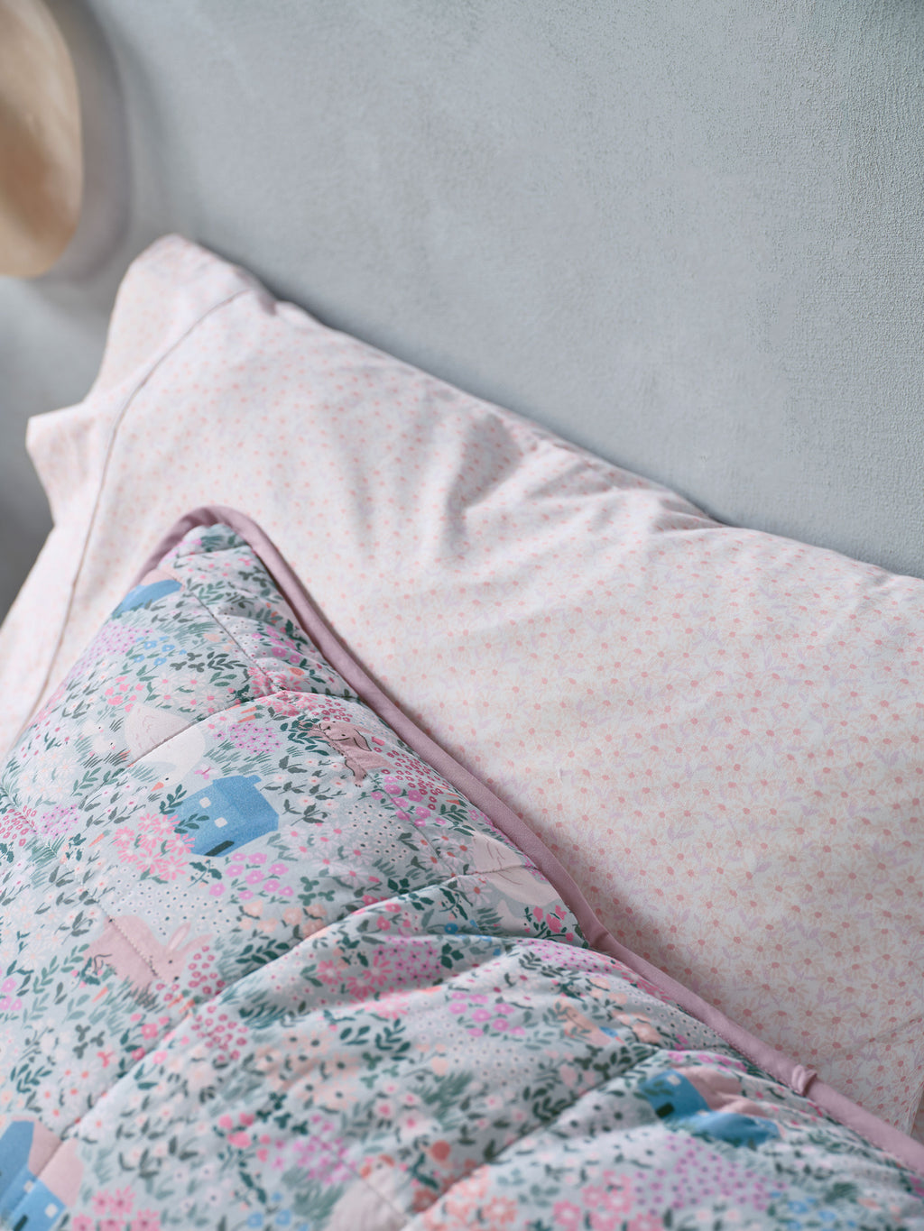 Lottie Coverlet Set