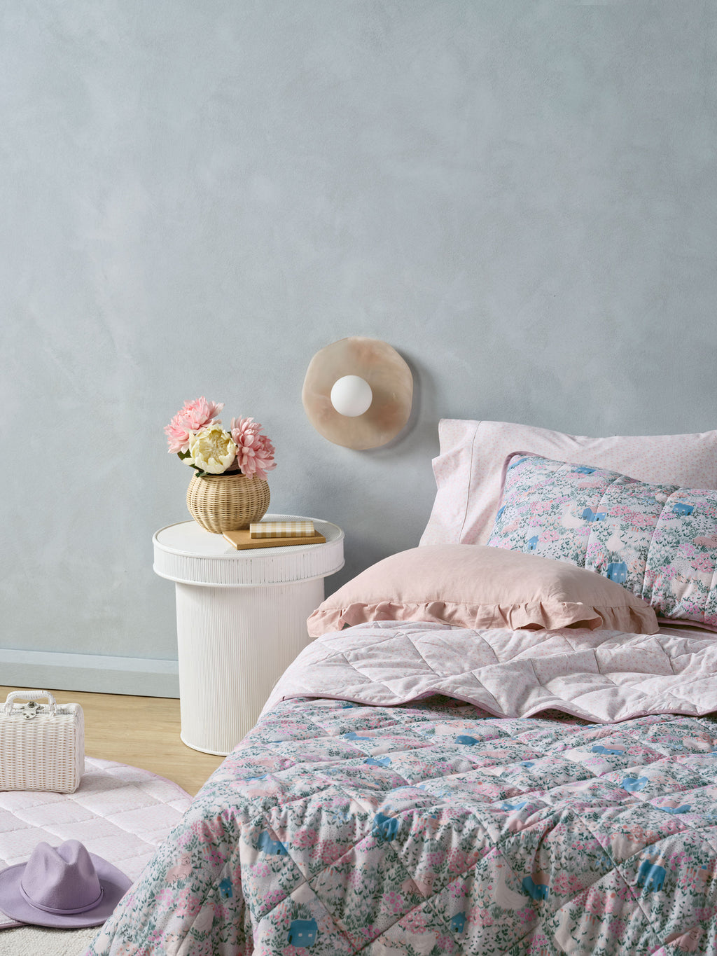 Lottie Coverlet Set