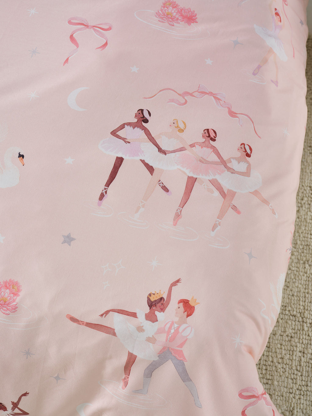 Swan Lake Quilt Cover Set