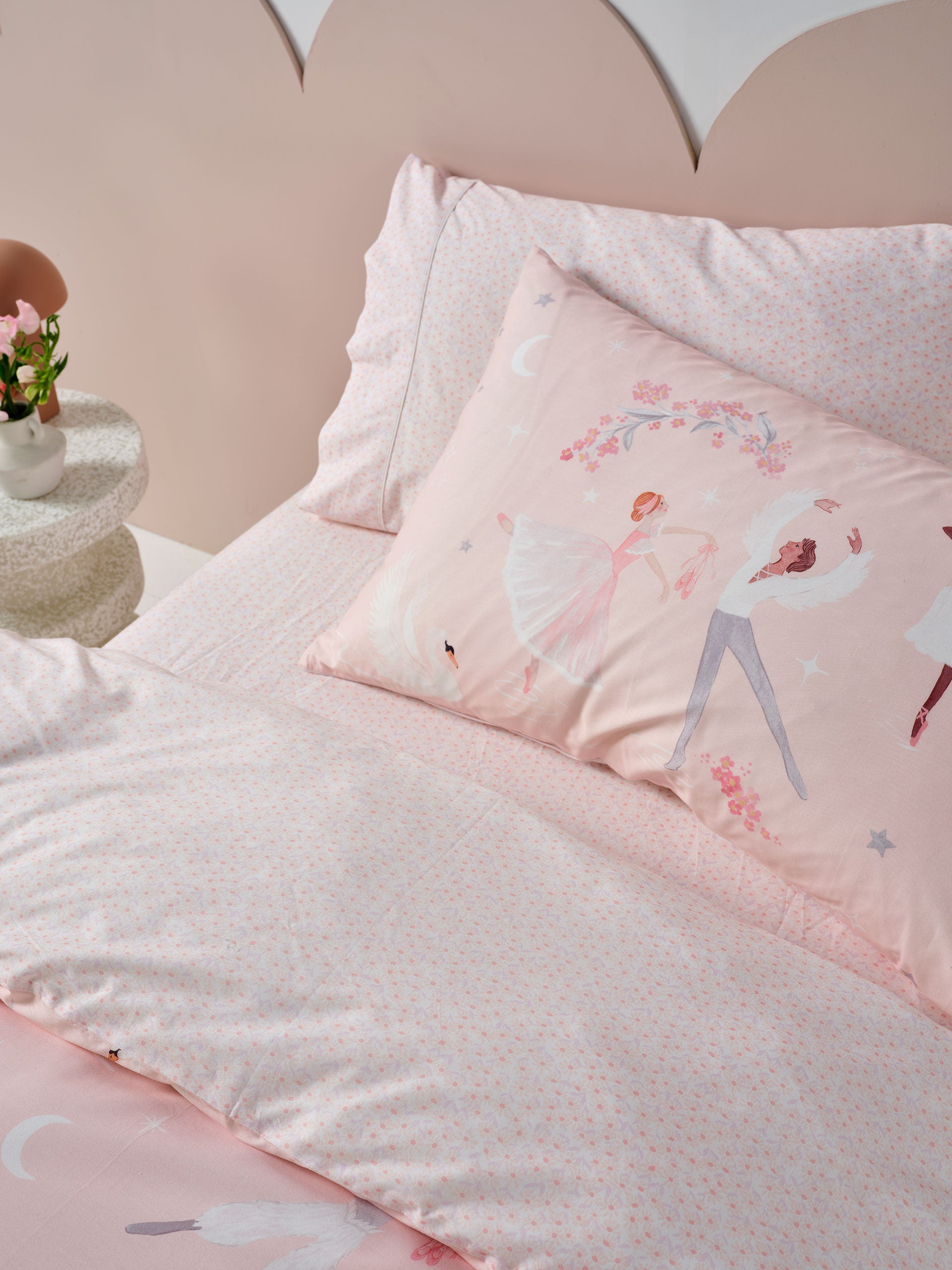 Swan Lake Quilt Cover Set