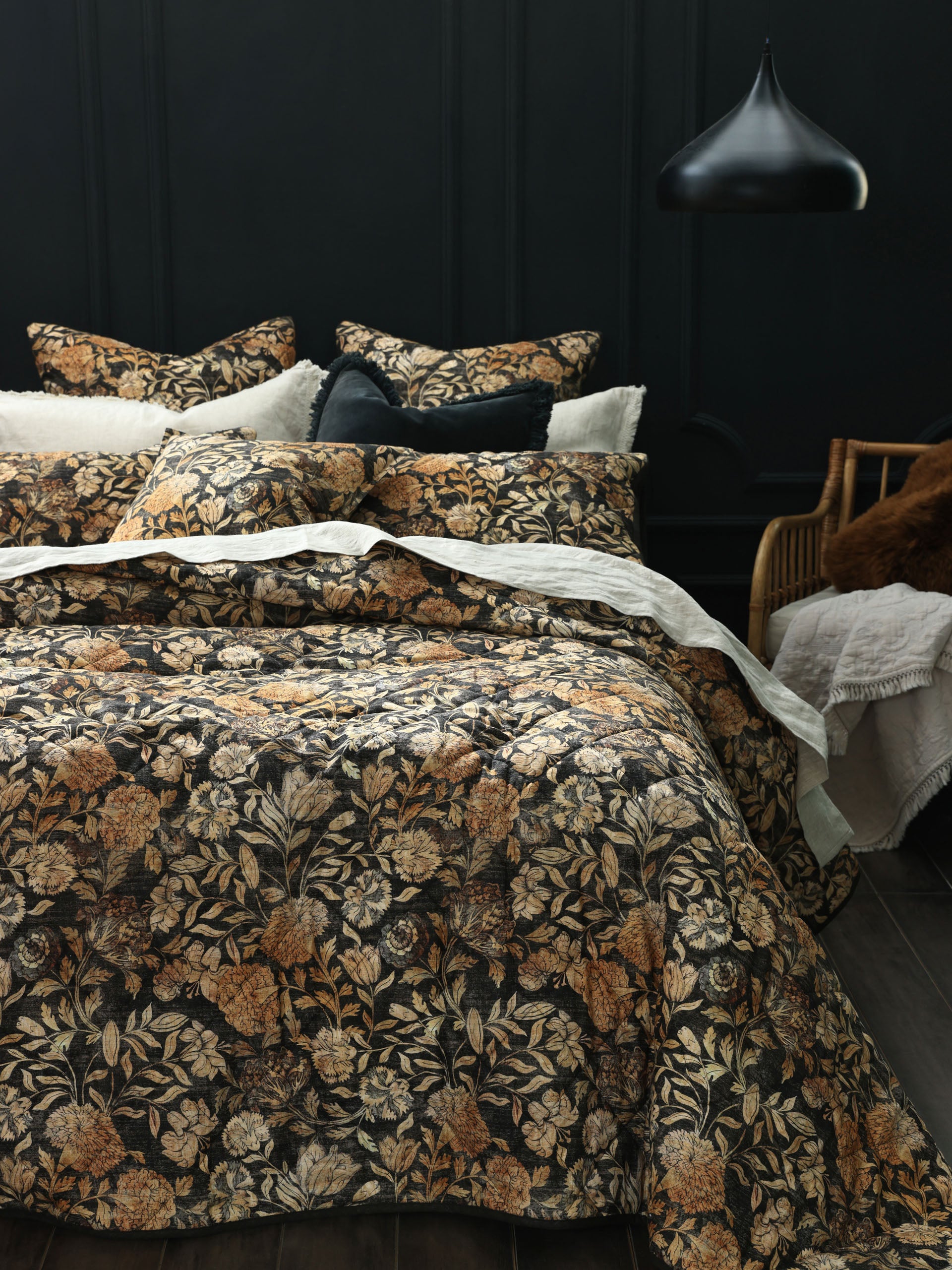 Beaumont Coverlet Set