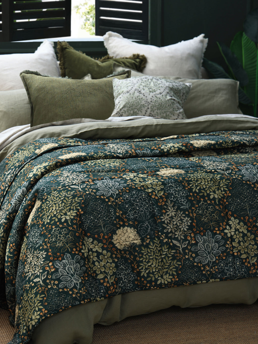 Limetta Coverlet