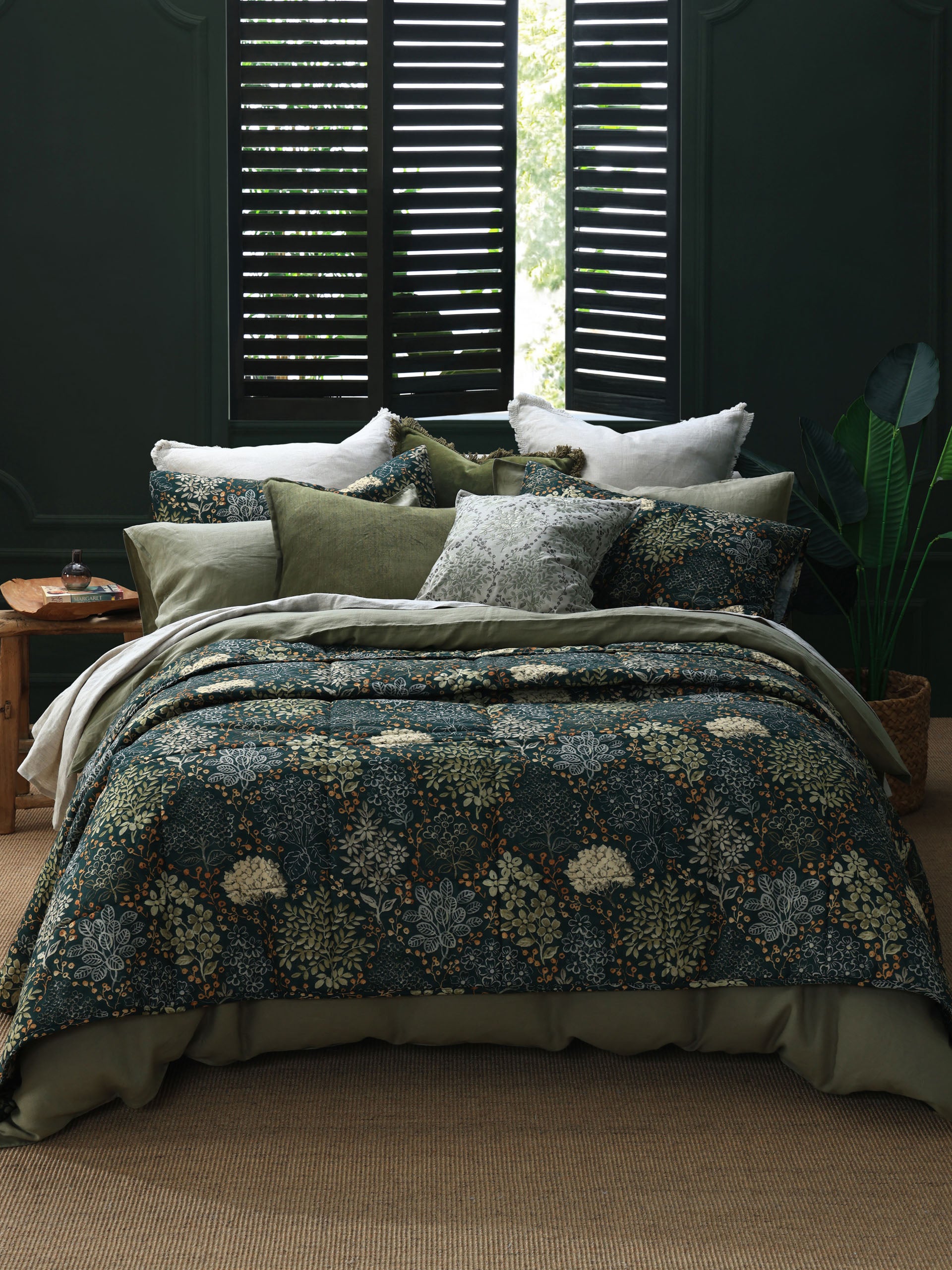 Limetta Coverlet