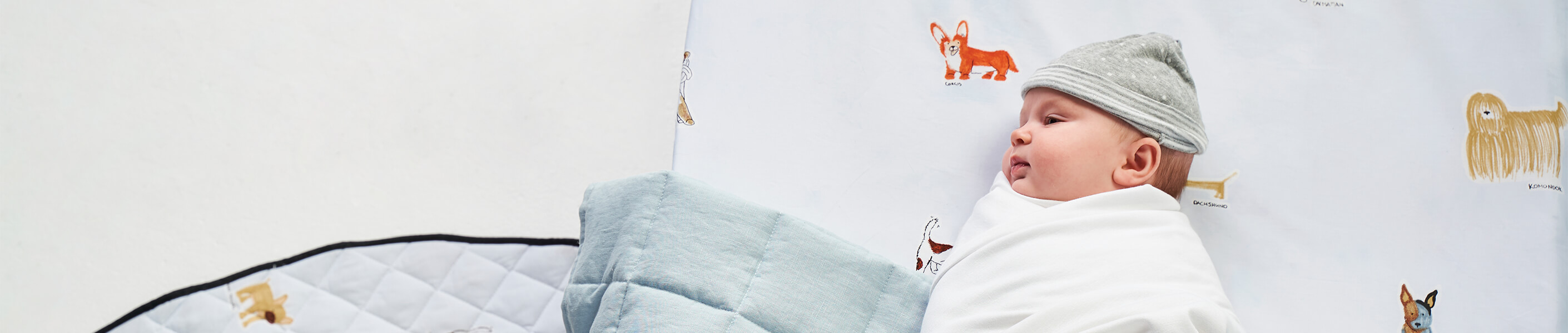 Cotbed coverlet outlet
