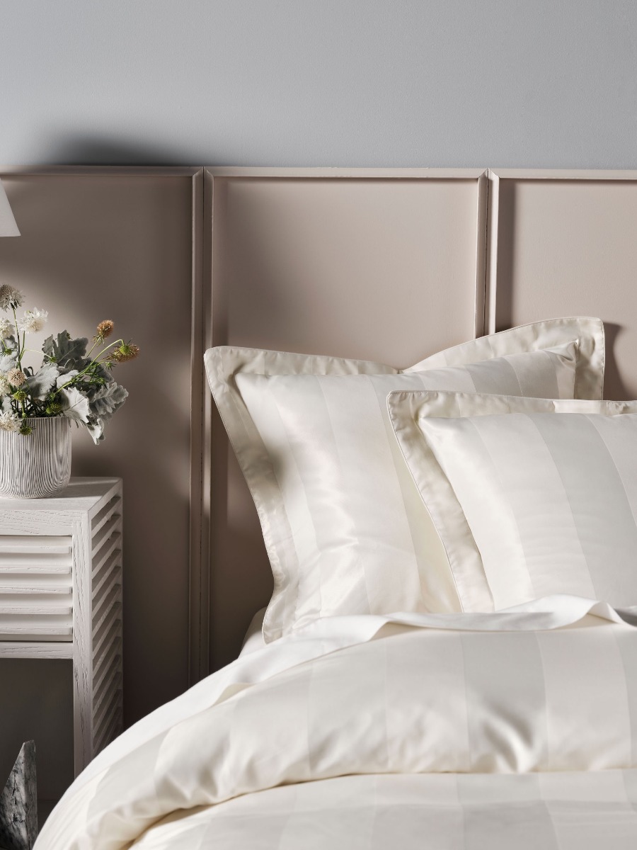 Francesco White Quilt Cover Set