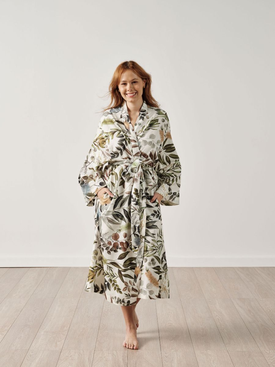Willamine Robe