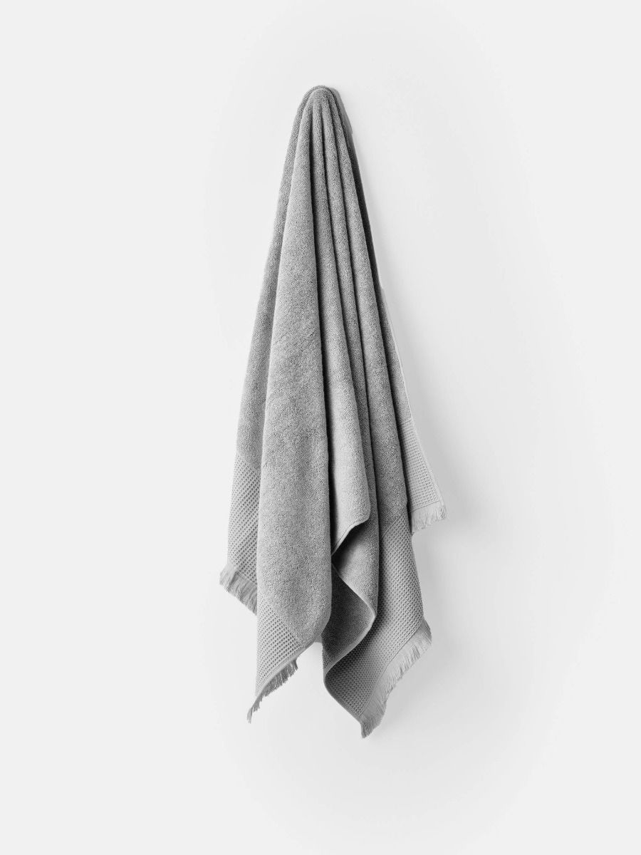 Aria Cotton/Bamboo Silver Towel Collection