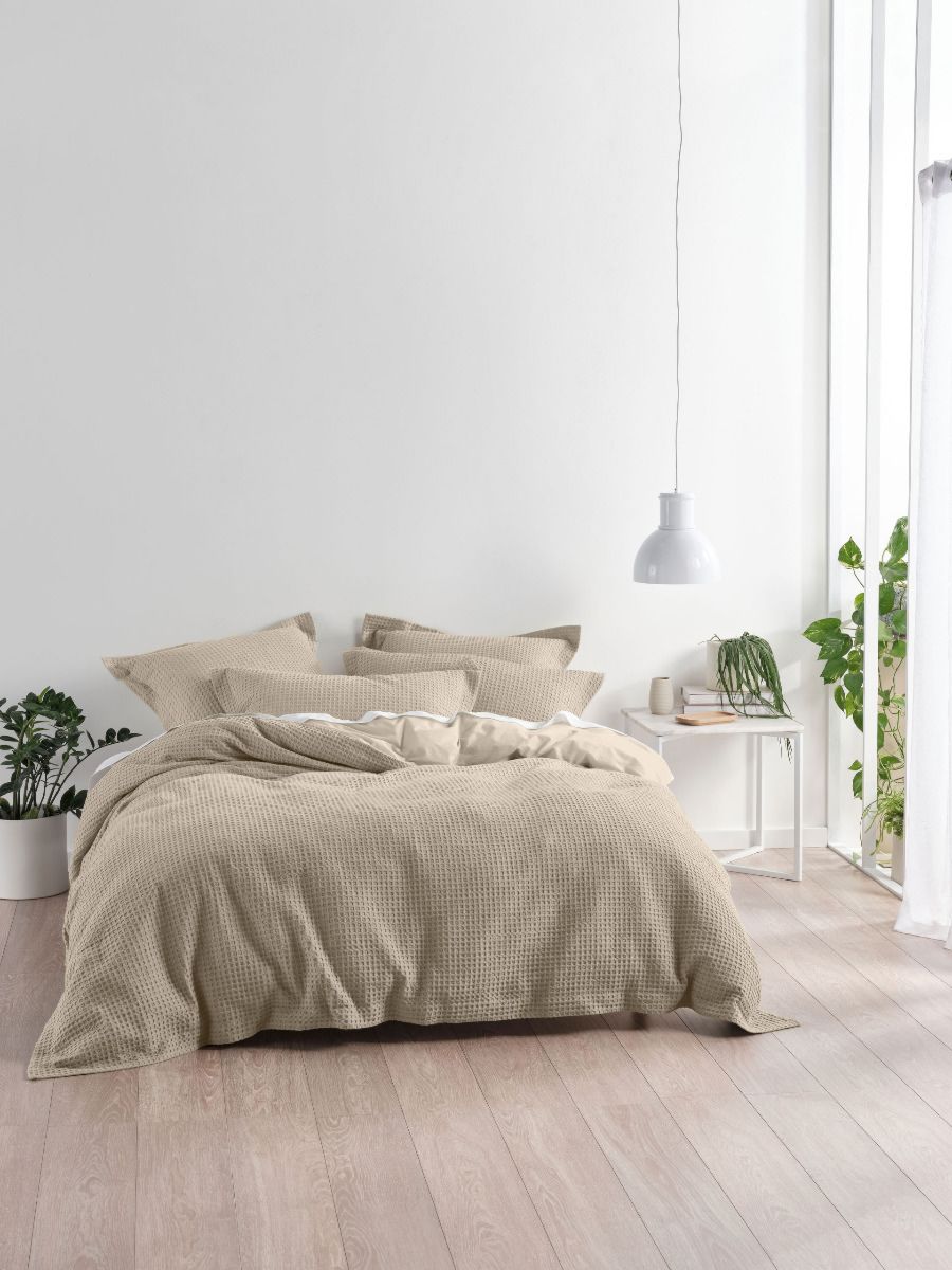 Deluxe Waffle Tan Quilt Cover Set