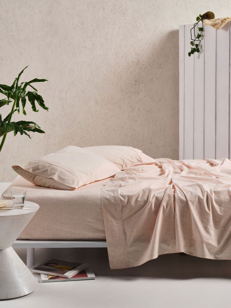 Sadie Peach Sheet Set