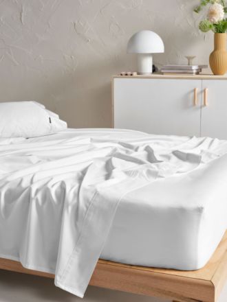 Augusta White Deluxe Flat Sheet