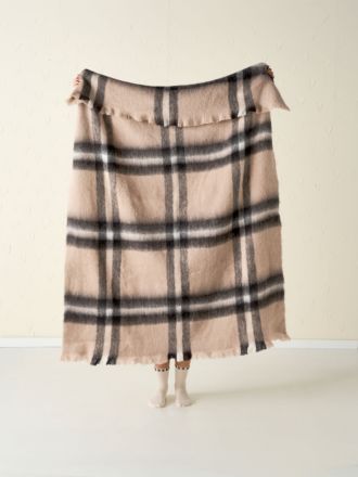 Clover Frappe Throw