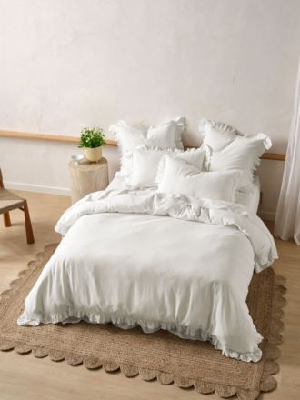 Vintage Ruffle White Quilt Cover Set