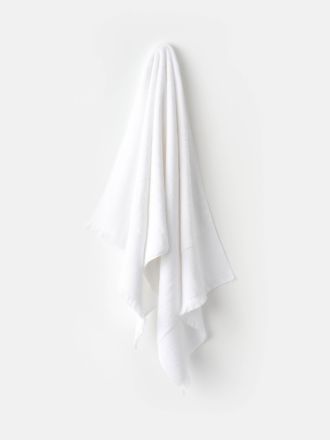 Aria White Towel Collection