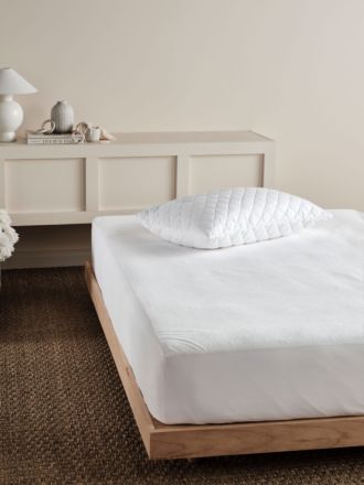 Everyday Waterproof Mattress Protector