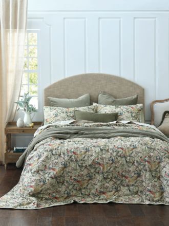 Aravelli Coverlet Set
